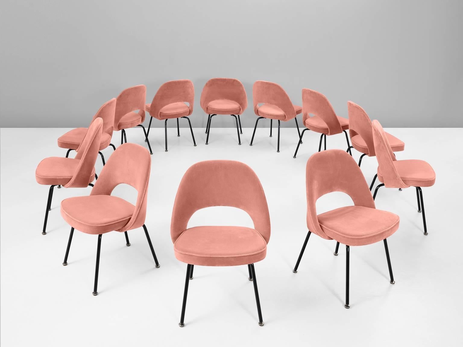 Eero Saarinen for Knoll International, set of eight chairs model 72, in metal and pink fabric, by United States 1948. 

Eight organic shaped chairs designed by Eero Saarinen. This iconic model is reupholstered in a pink velvet fabric. The chairs