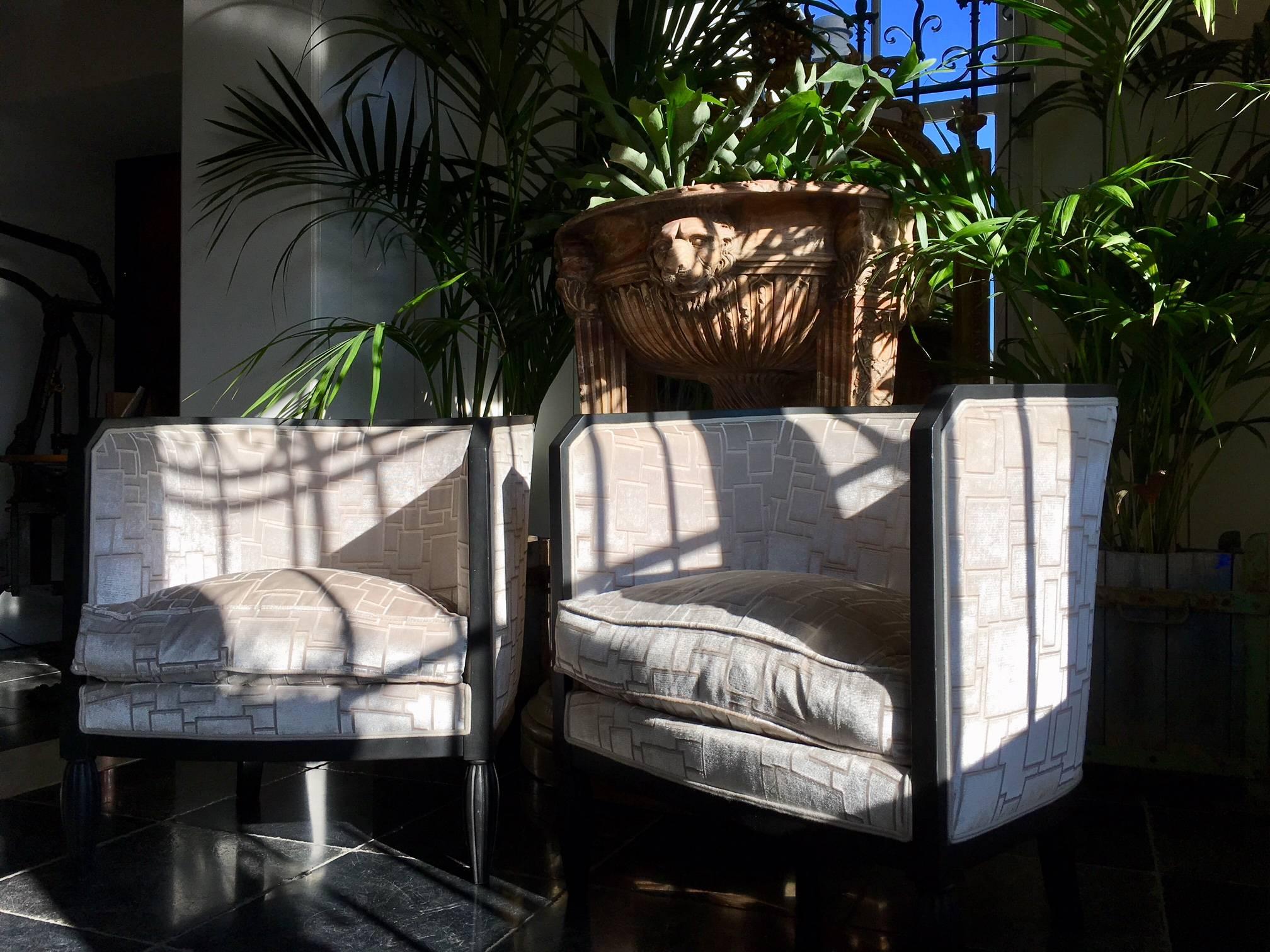 Pair of Beautiful Art Deco Armchairs with Velvet Upholstery 4