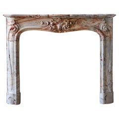Cornice per camino antica francese in marmo di Sarrancolin, stile Luigi XIV, XVIII secolo
