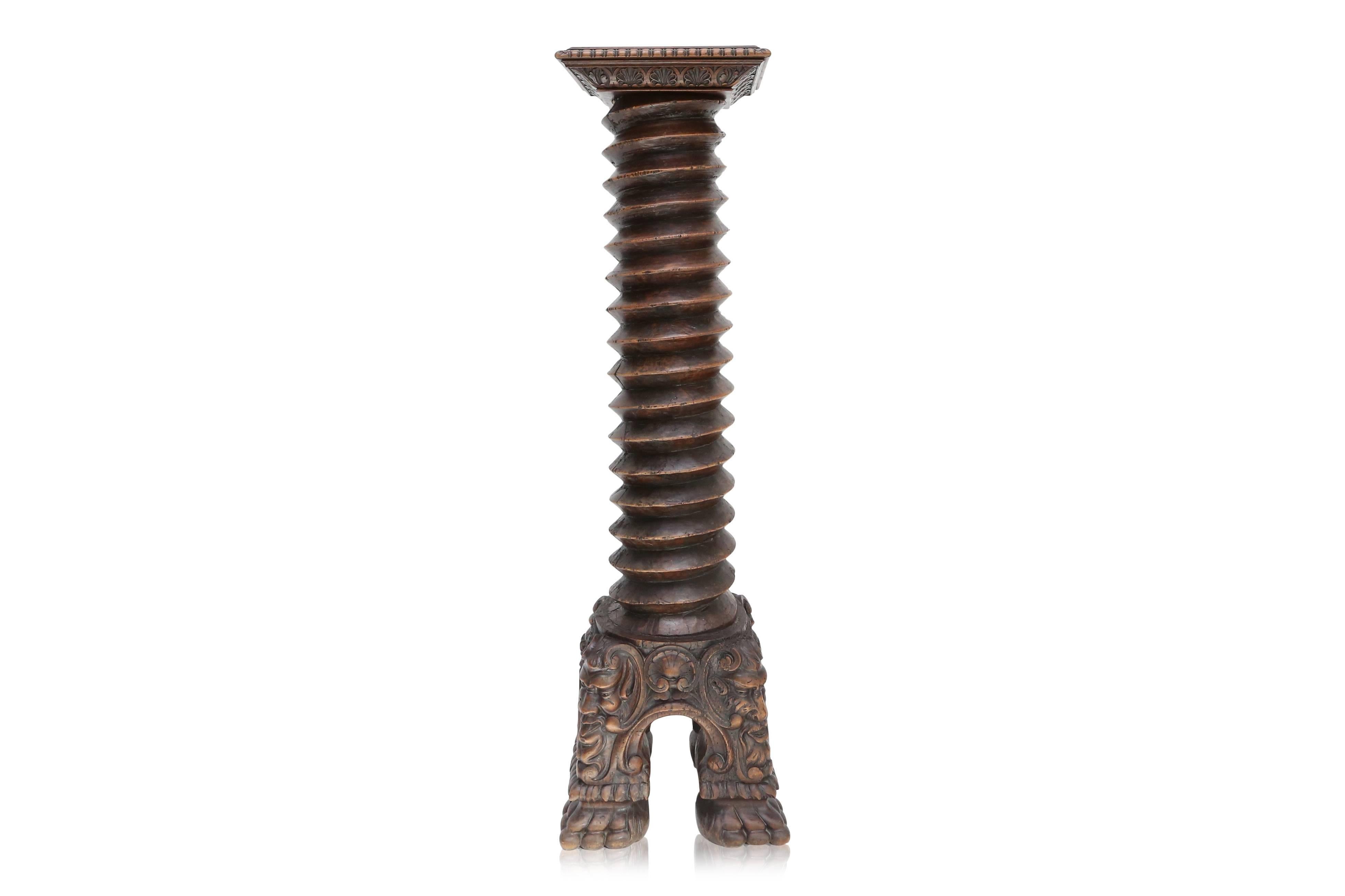 Early 18th century French neoclassical column
made of chestnut and intricately carved by hand with elaborate detail.
Measures: H 131 cm, W 38 cm, D 38 cm.