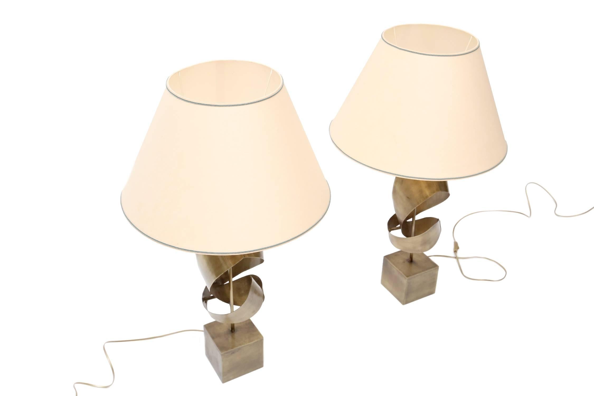 Post-Modern Pair of Brass Table Lamps