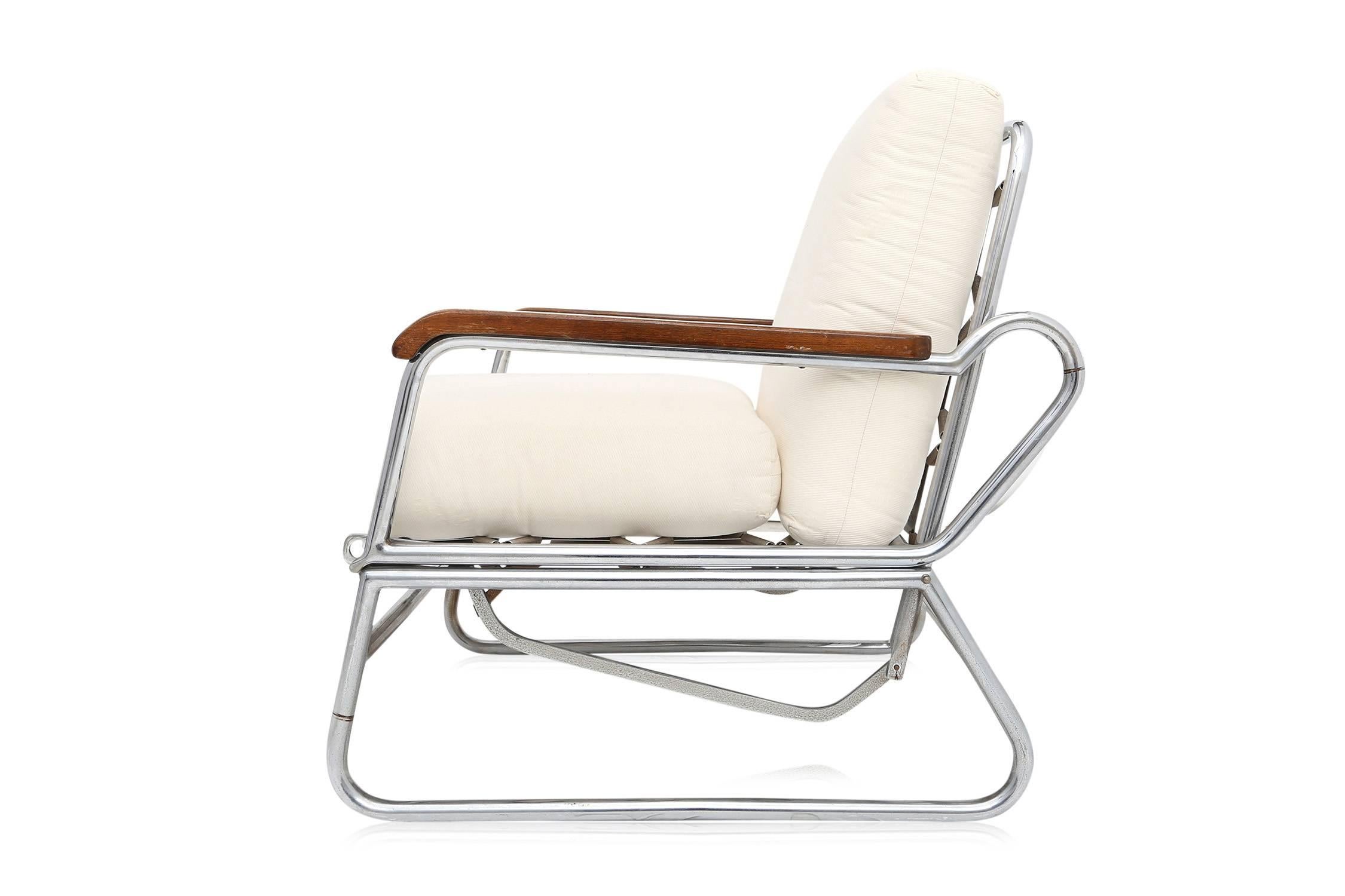 Mid-Century Modern Tubular chromed steel lounge chair (Polychromiert)