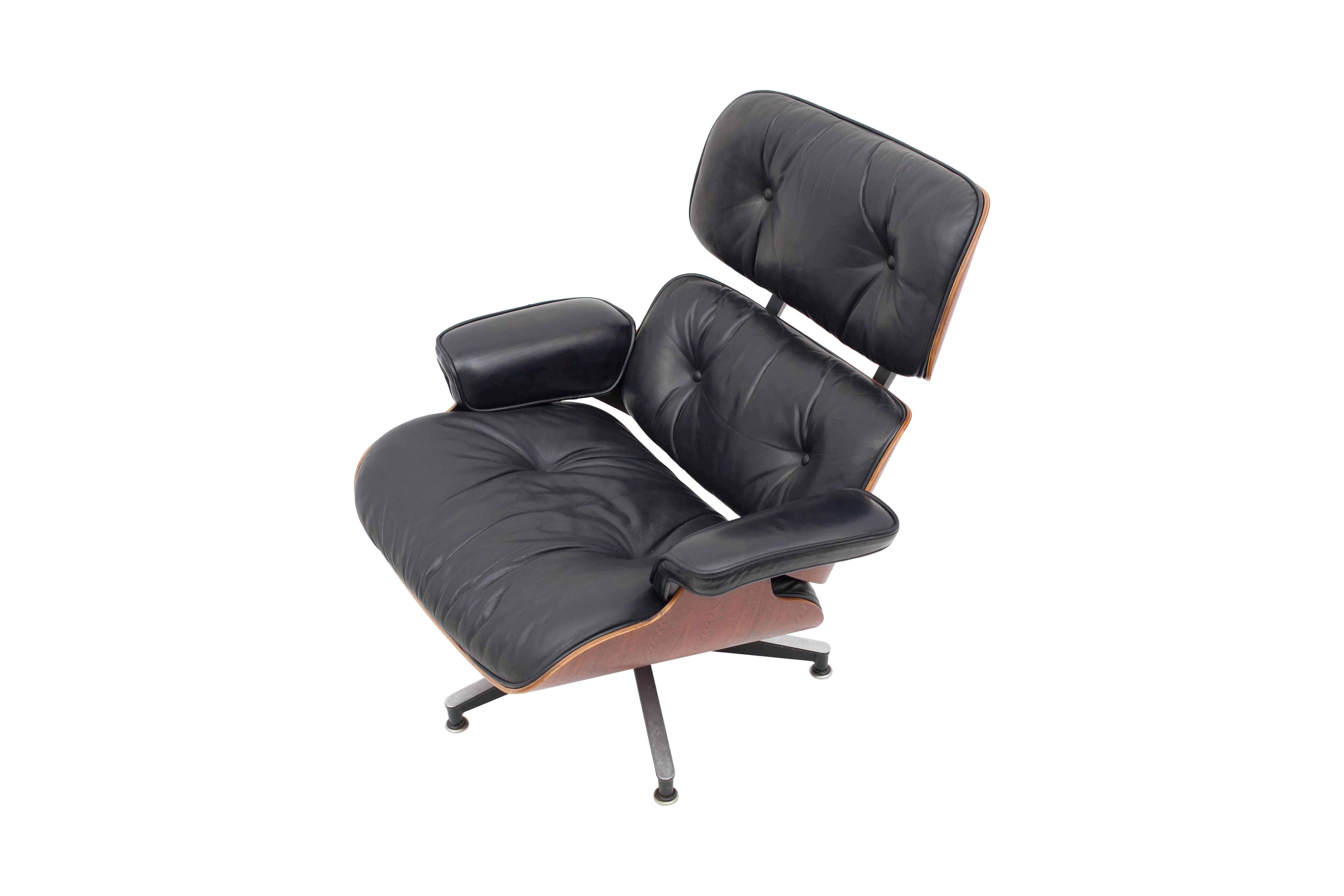 Late 20th Century Eames Black Leather and Rio Rosewood Lounge Chair and Ottoman