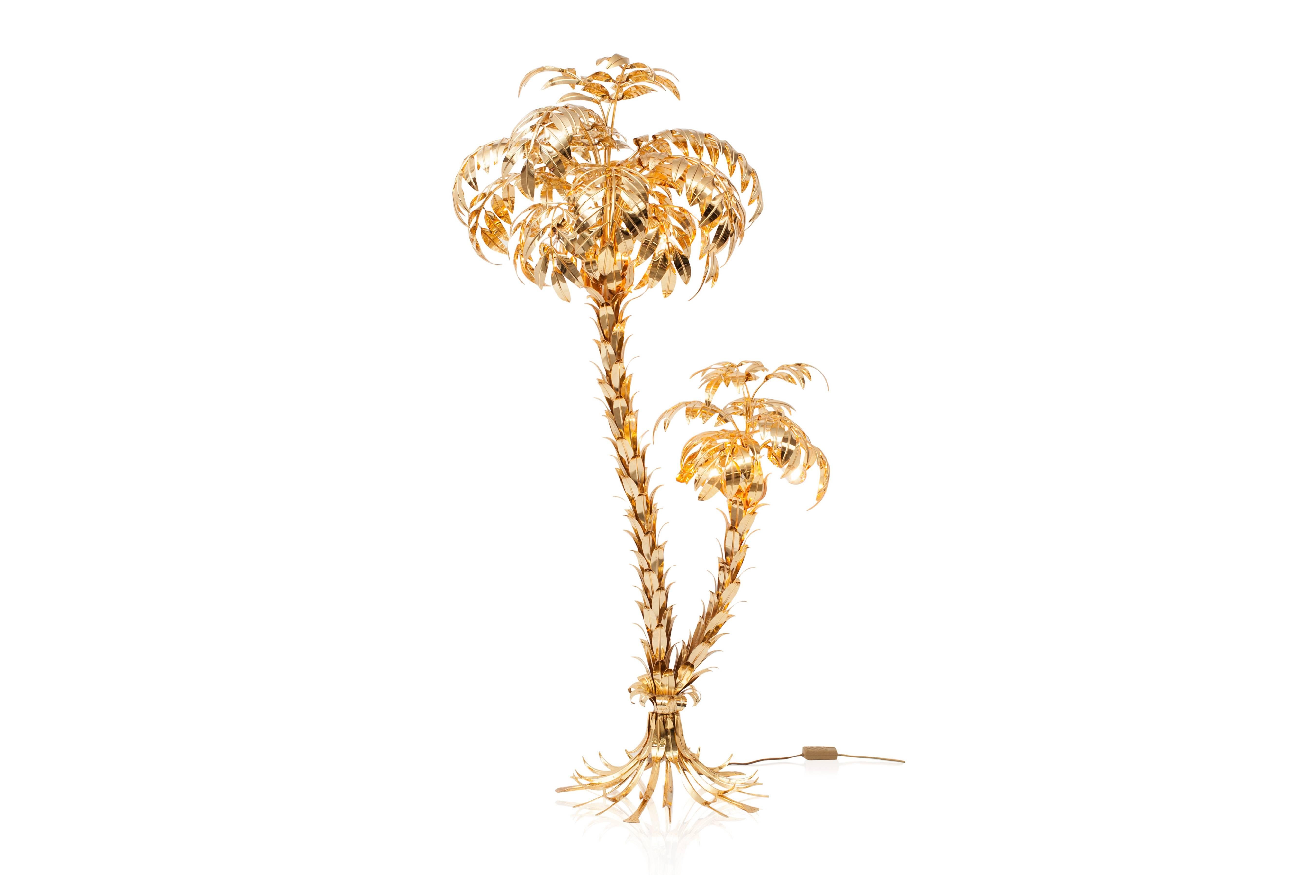 Brass double stem palm tree floor lamp by Hans Koegl
eye-cathing hollywood regency item
this piece is in amazing condition,
Germany, 1970s.
H 190 cm W 100 cm D 80 cm.
   