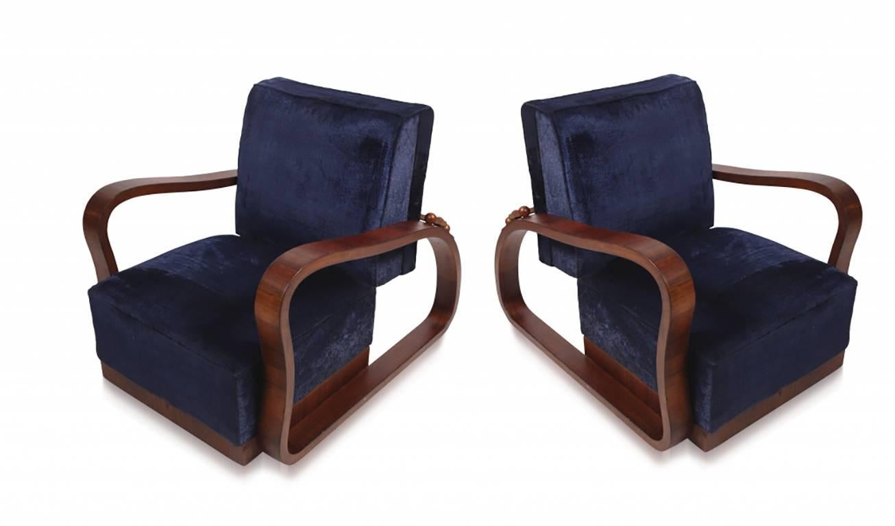 Art Deco Adjustable Lounge Chairs in Blue Velvet Halabala style  In Good Condition In Antwerp, BE