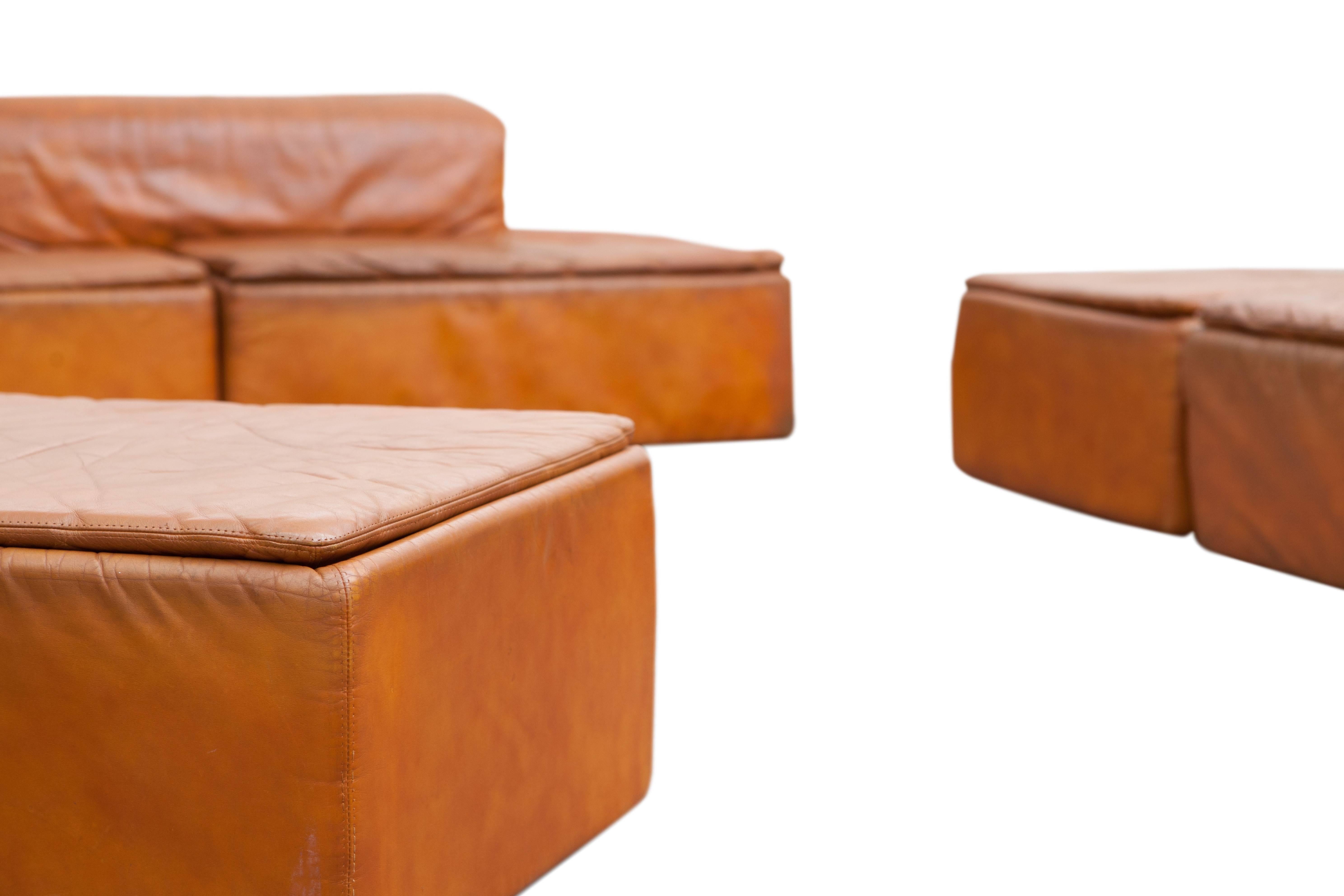 Modular Set of “Paione” Leather Sofa’s by Claudio Salocchi for Sormani 3
