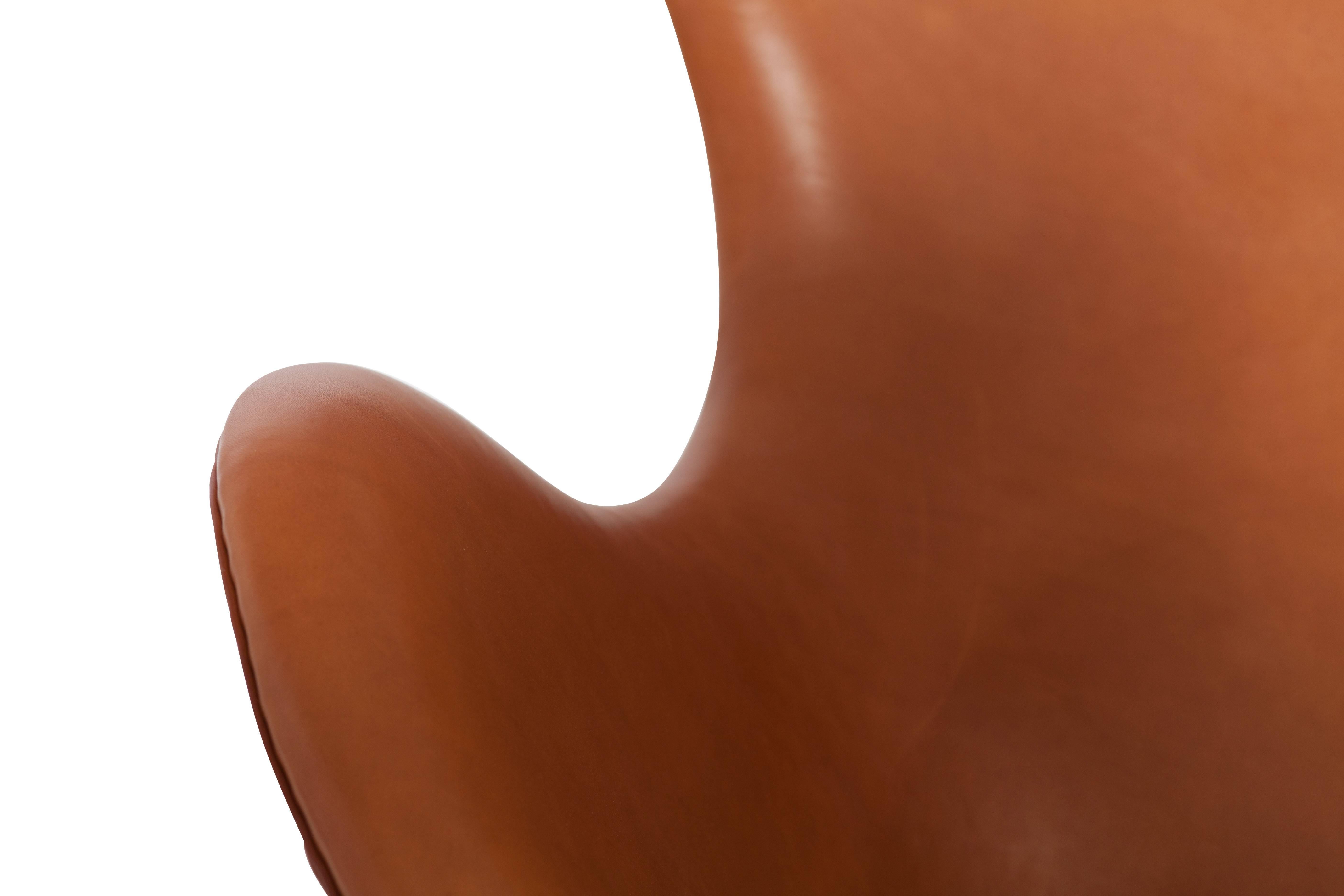 Egg Chair in Cognac Leather by Arne Jacobsen 1