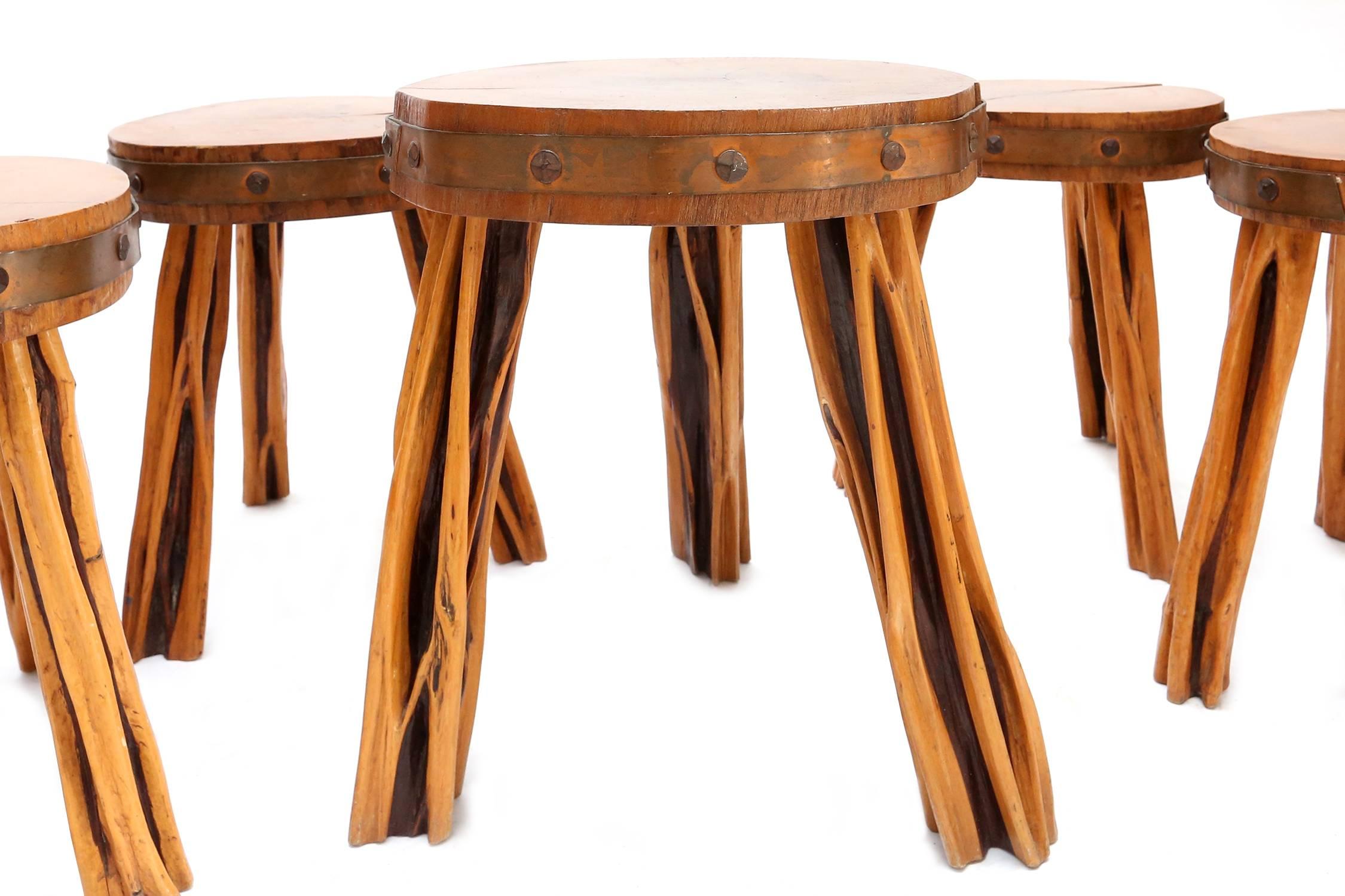 Mid-century modern wabi sabi Set of Burl Stools In Good Condition In Antwerp, BE