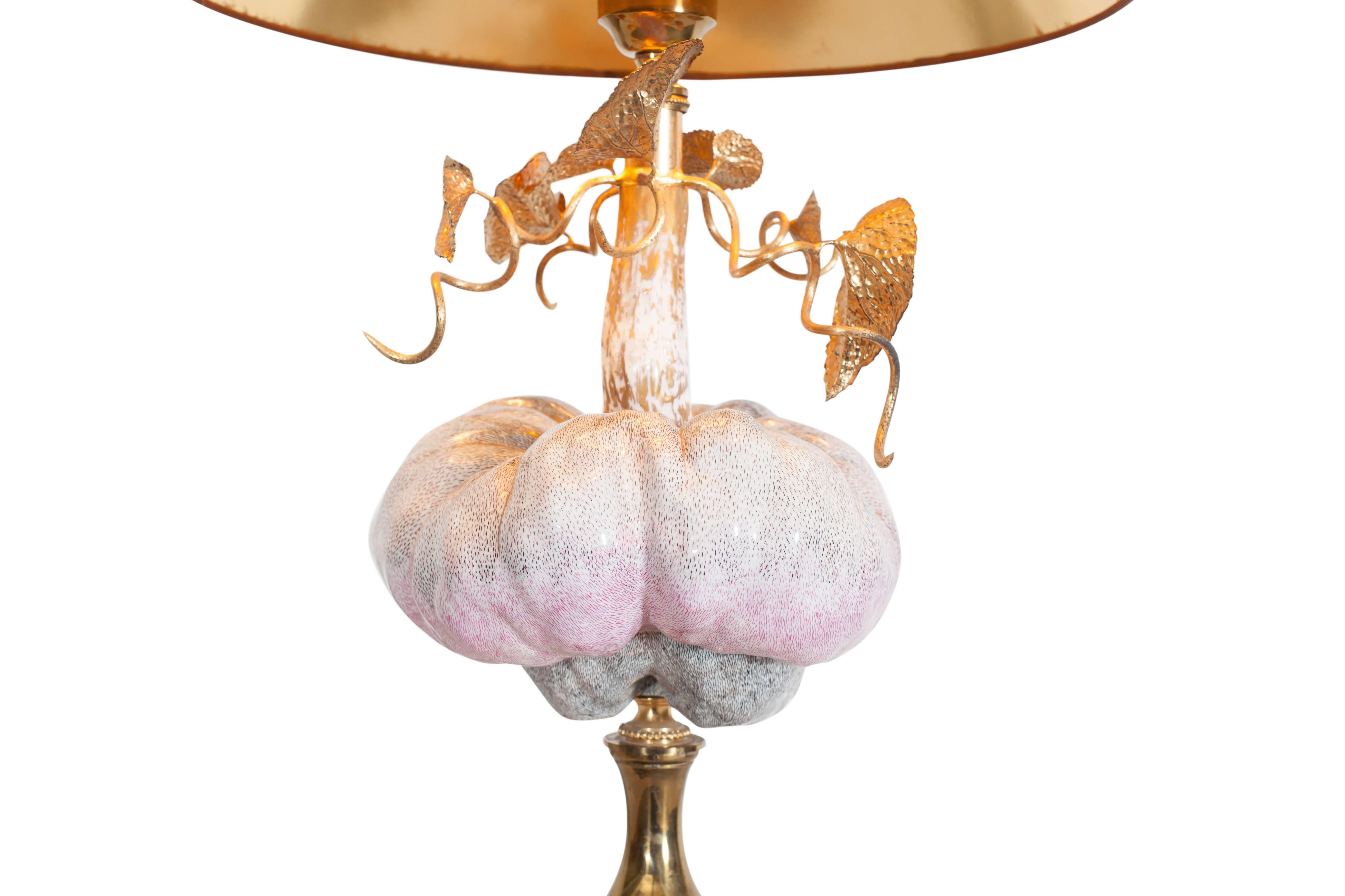 Late 20th Century Hollywood Regency Table Lamp in Porcelain and Brass For Sale