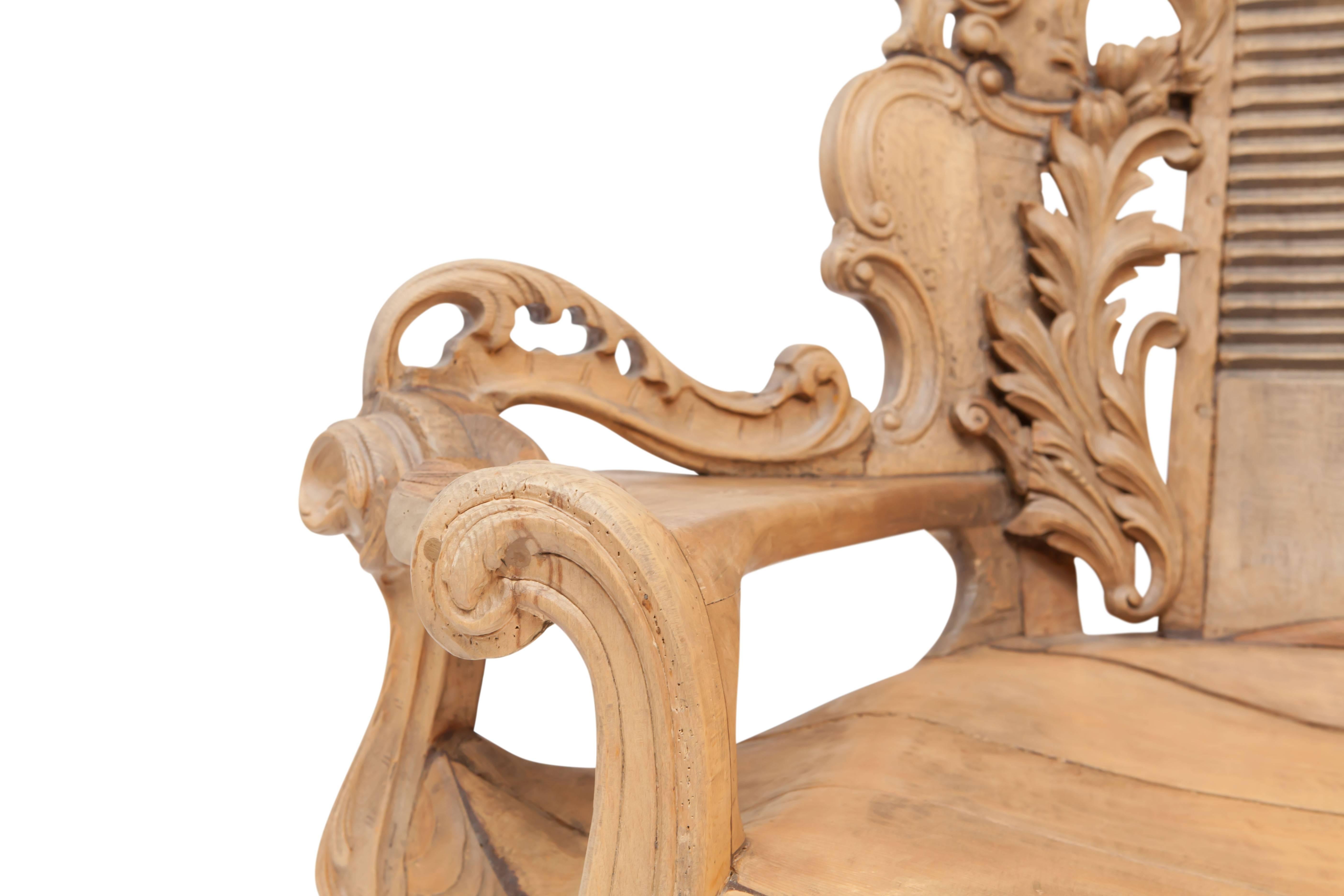 French Sculptural Oak Throne Chair (Französisch)