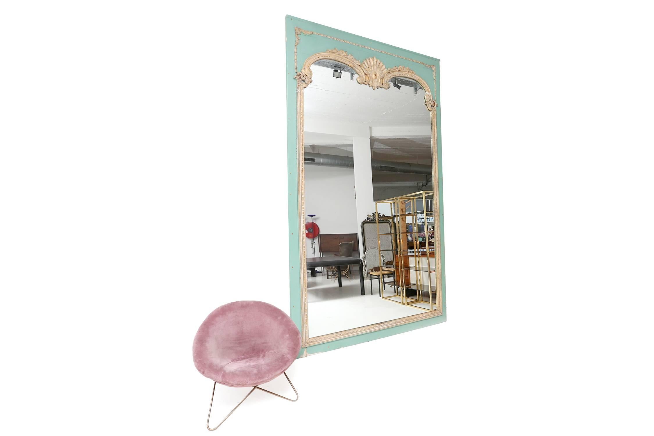 Decorative oversize mirror, wooden frame.
These originate from an old Belgian Theme Park.
Measures: H 400 cm W 200 cm.
Four pieces available.
    