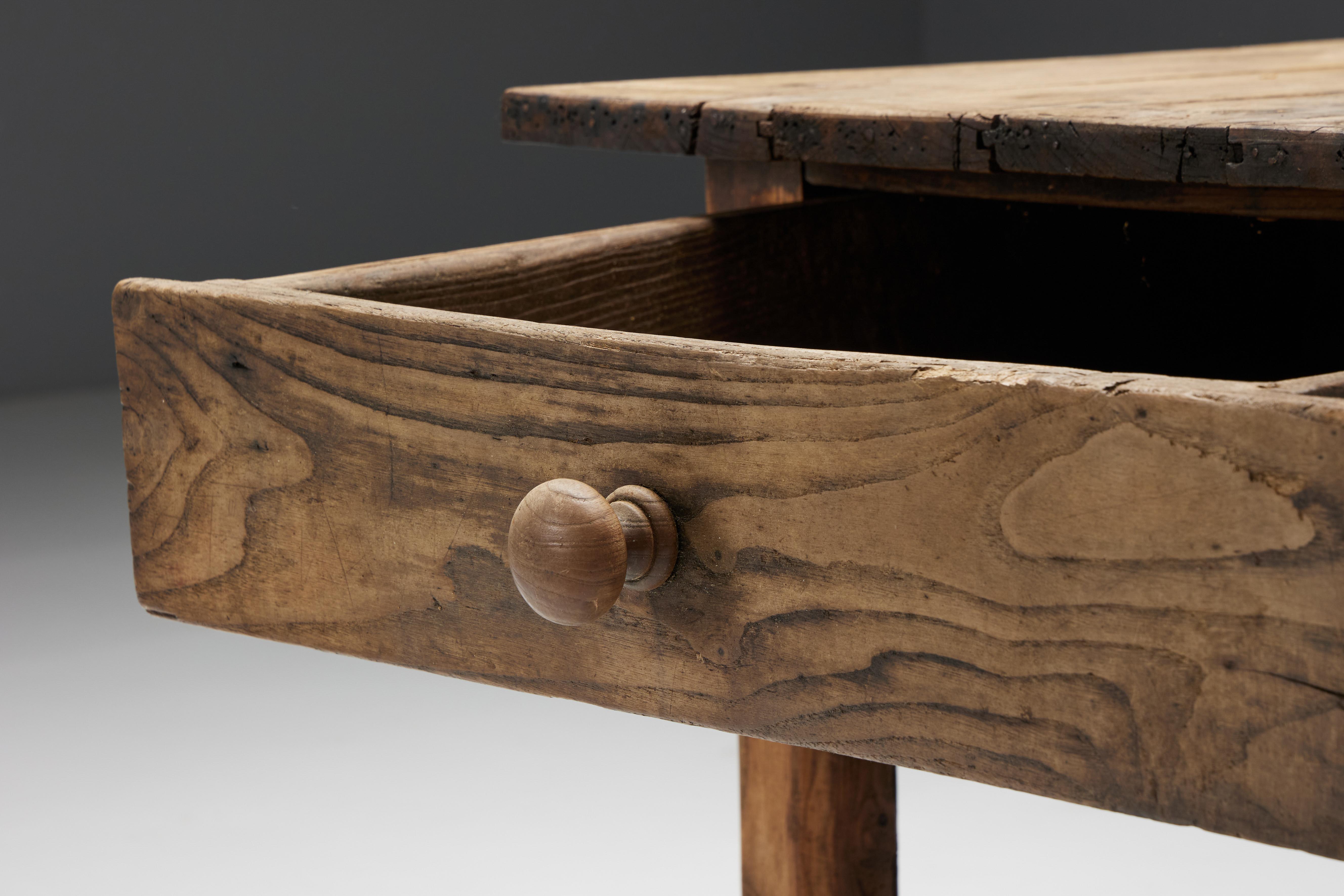 Table de salle à manger populaire Travail, France, 19ème siècle en vente 2