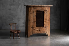 Armadietto rustico in legno in stile Art Populaire, Francia, XIX secolo