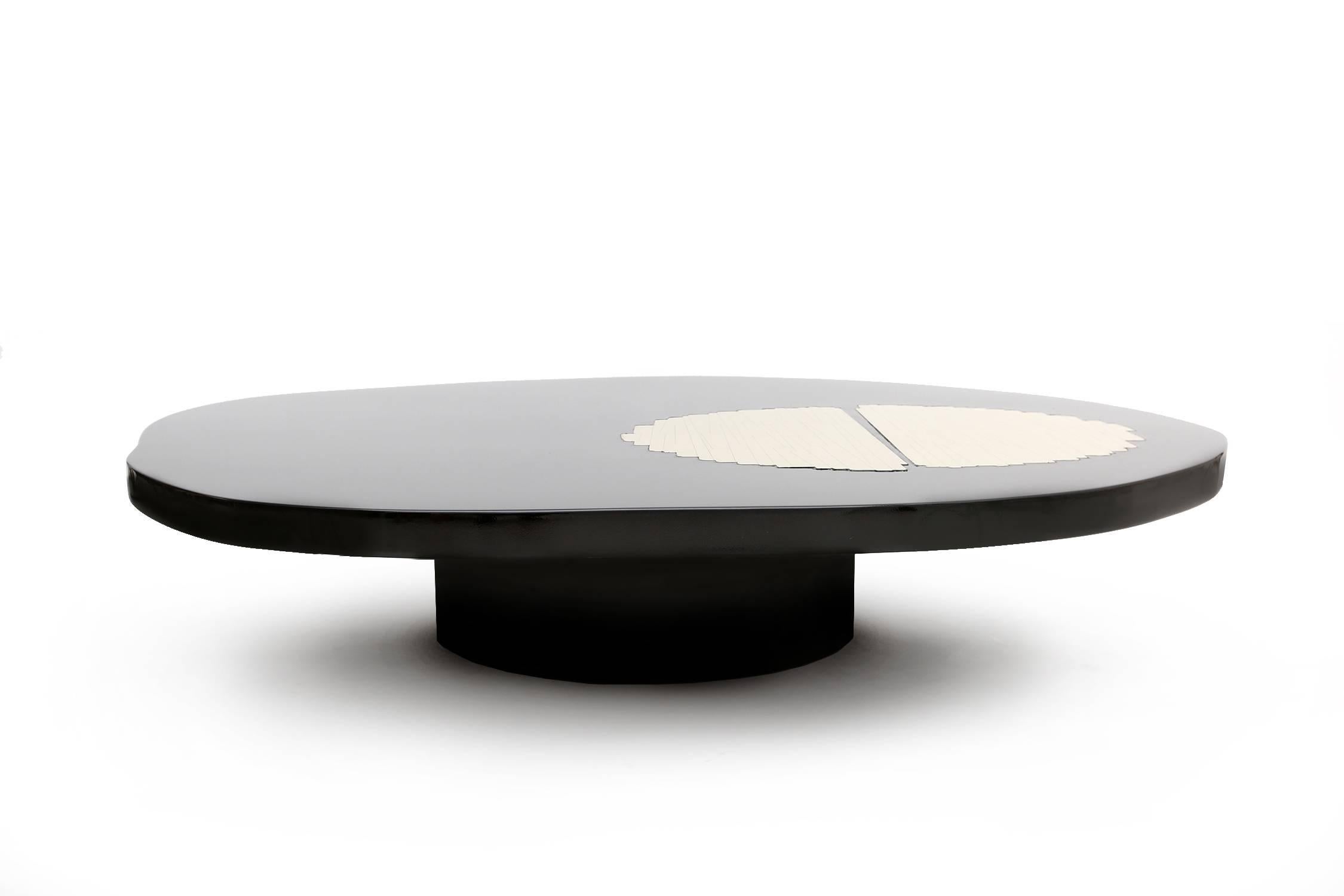 Black Lacquered and Brass High-End Coffee Table 2