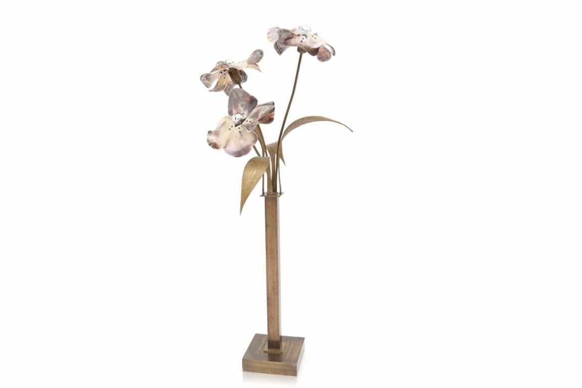 Willy Daro Mother-of-Pearl and Bronze Floral Floor Lamp In Excellent Condition In Antwerp, BE