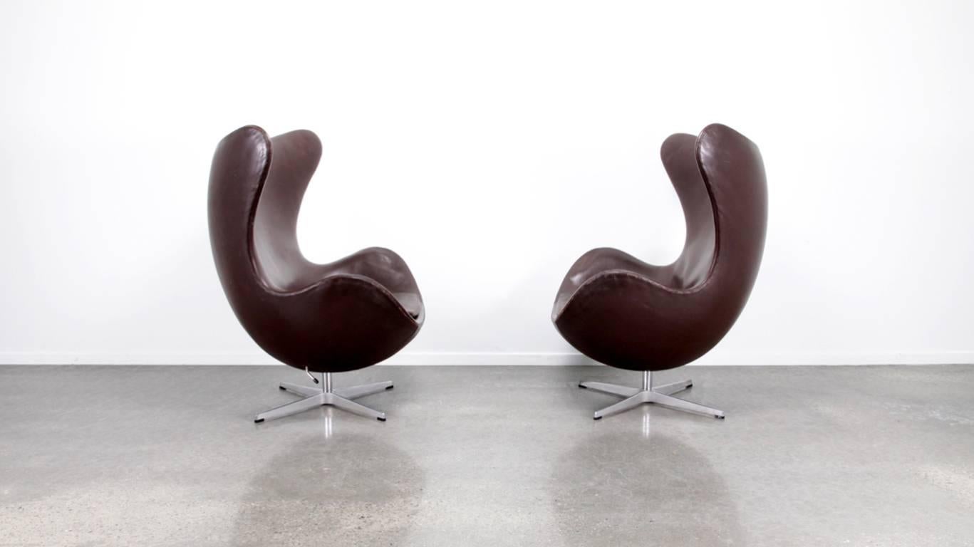 Danish Dark Brown Egg Chair by Arne Jacobsen