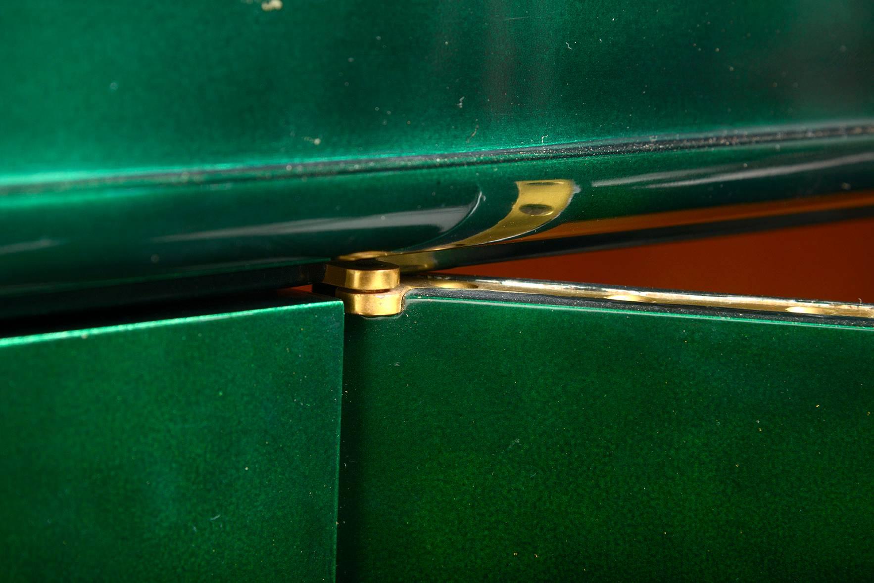 1940s Paul-Etienne Sain Lacquer Cabinet In Excellent Condition In Brussels, BE