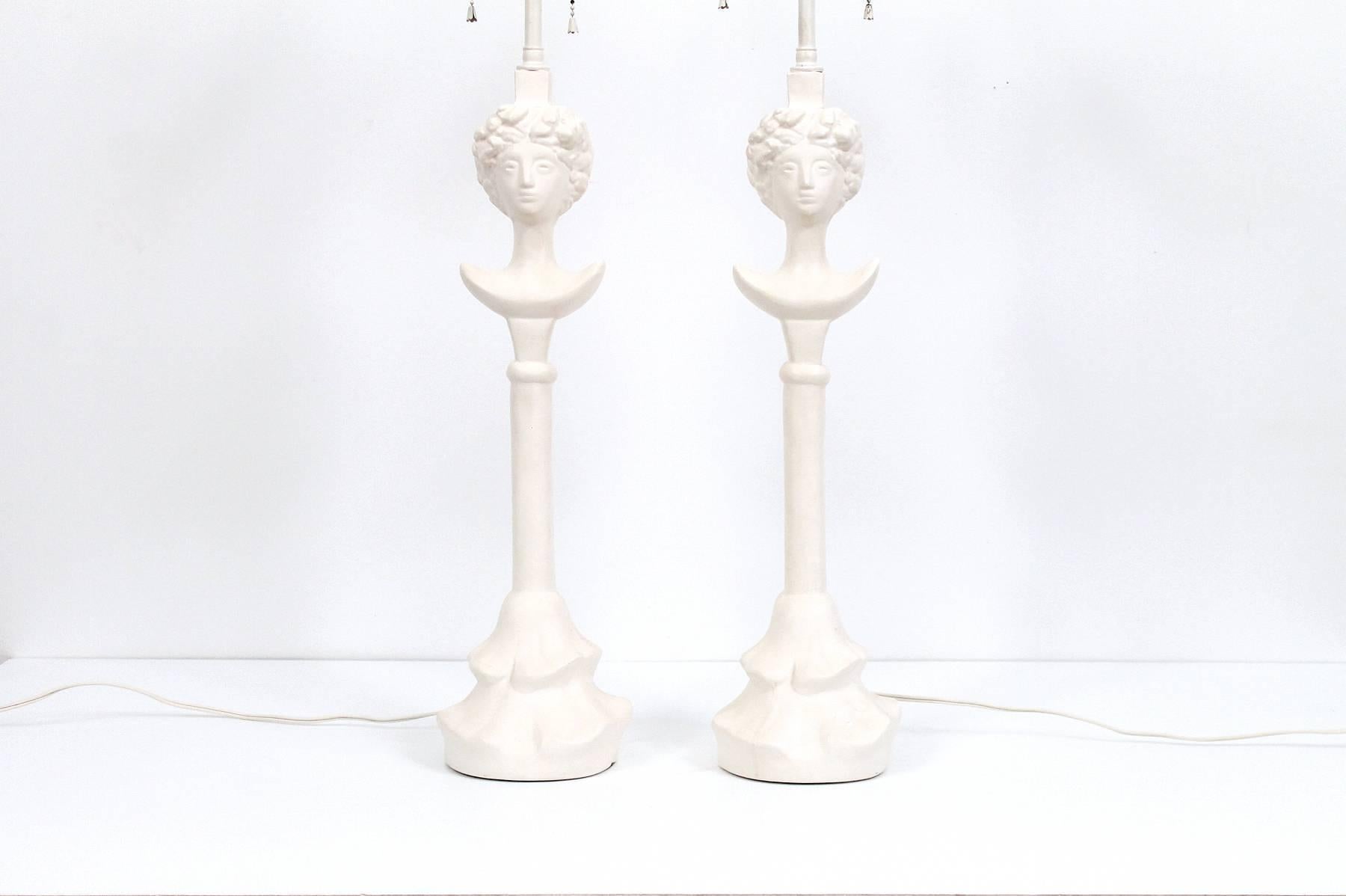 Mid-Century Modern Pair of Figural Plaster Lamps after Giacometti