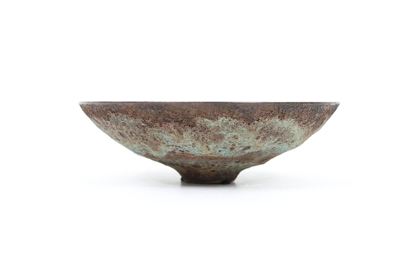 Large Gertrude and Otto Natzler Volcanic Glaze Bowl In Excellent Condition In Waltham, MA