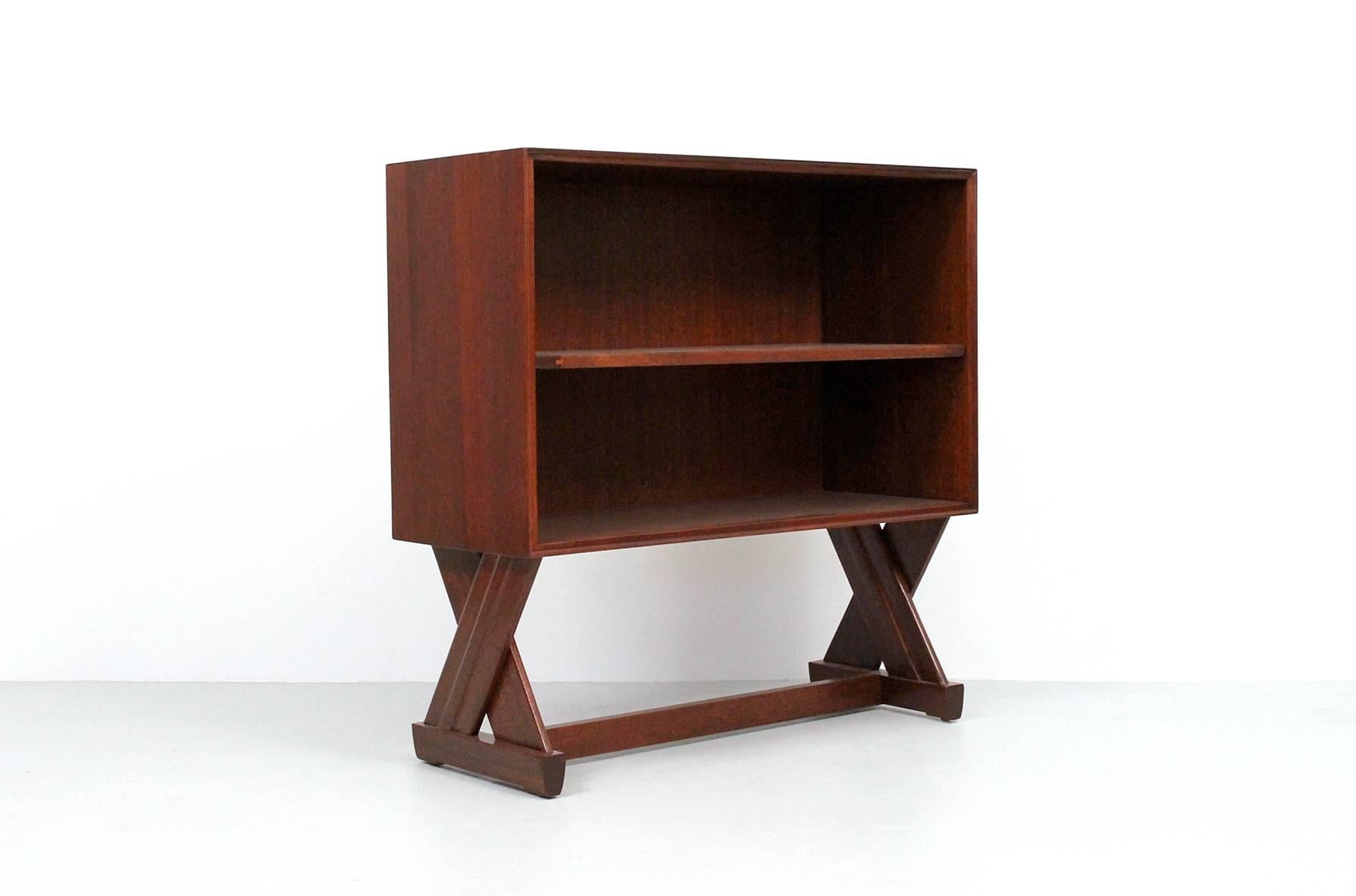 Mid-Century Modern Pair of Bookcases by Paul Laszlo