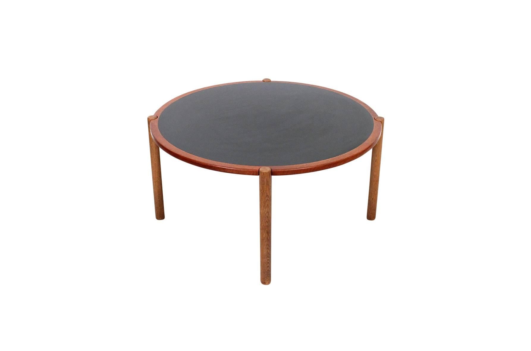 Scandinavian Modern Hans Wegner Coffee Table with Reversible Top