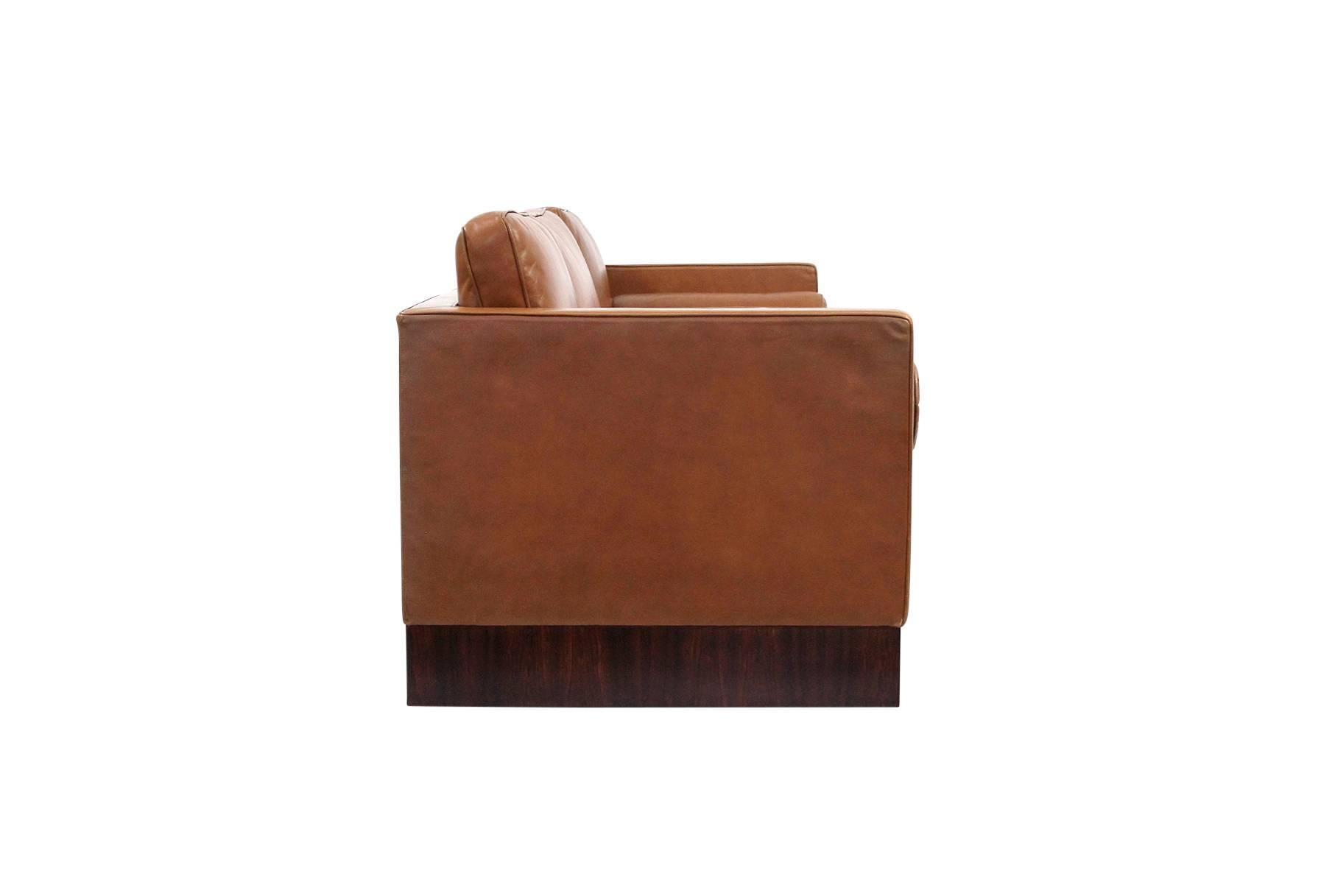 mies van der rohe leather sofa