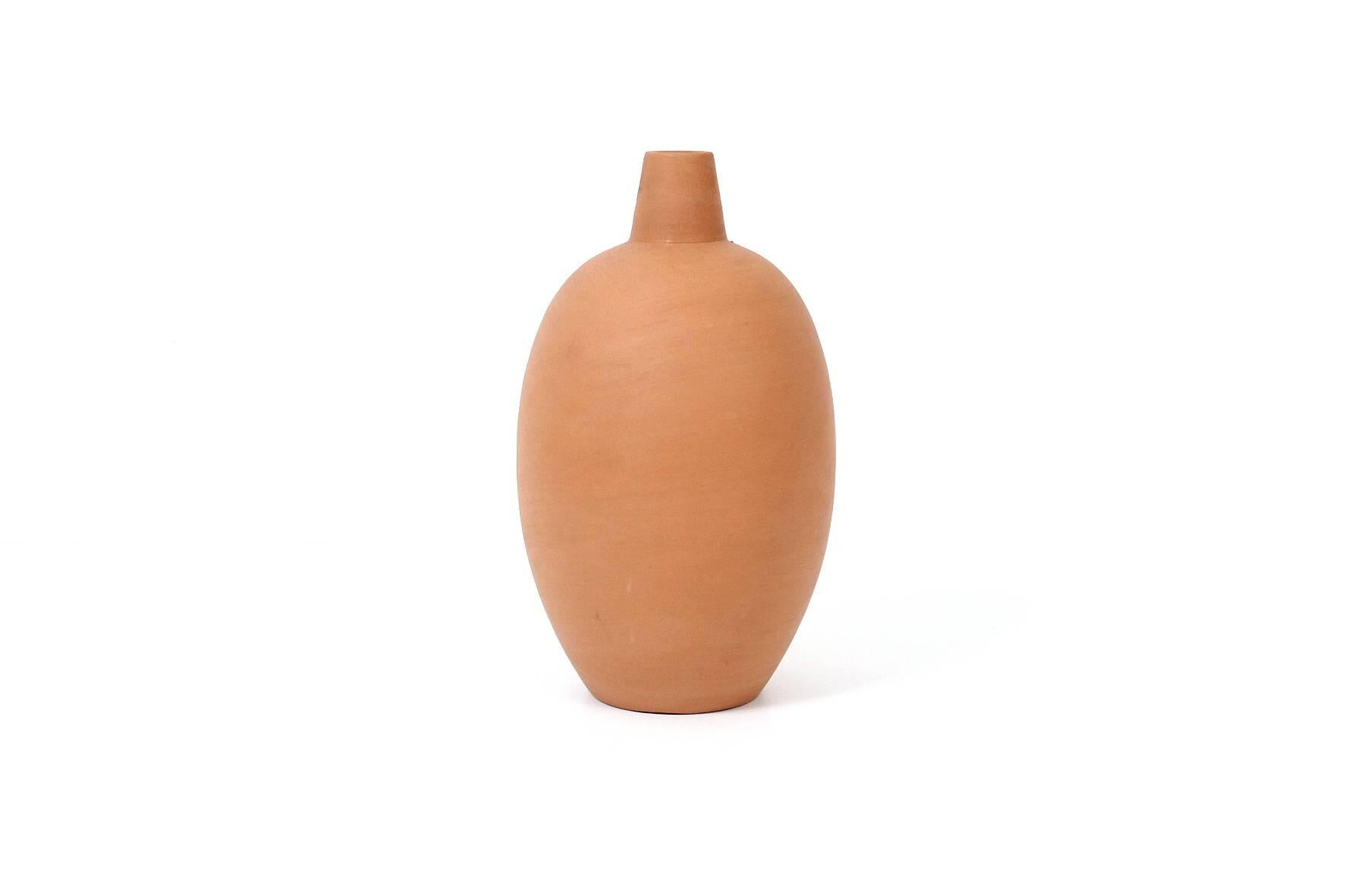 Mid-20th Century Pair of Italian Raymor Pottery Vases