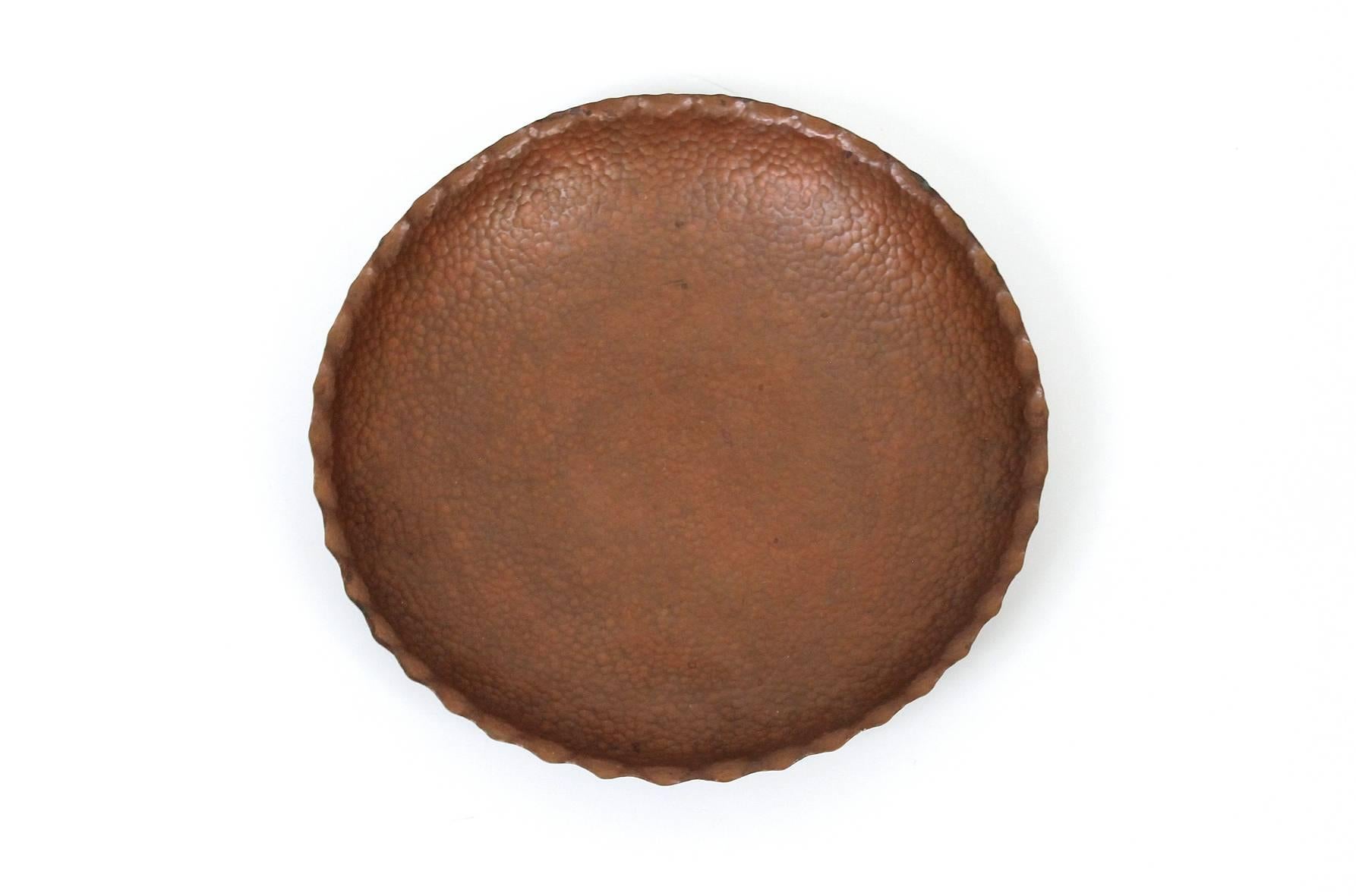 Signed Austrian Secessionist Copper Bowl In Excellent Condition In Waltham, MA
