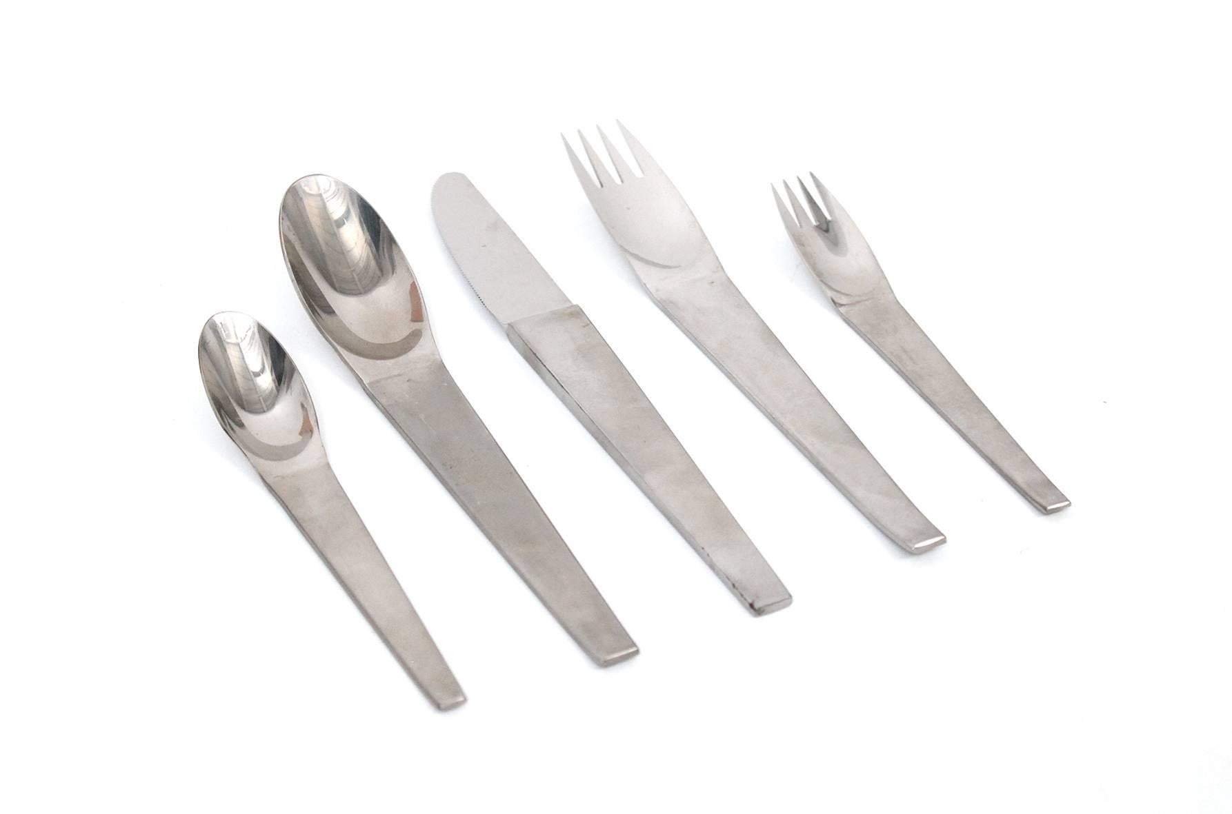 Carl Auböck Amboss 2060 Flatware Set In Excellent Condition In Waltham, MA