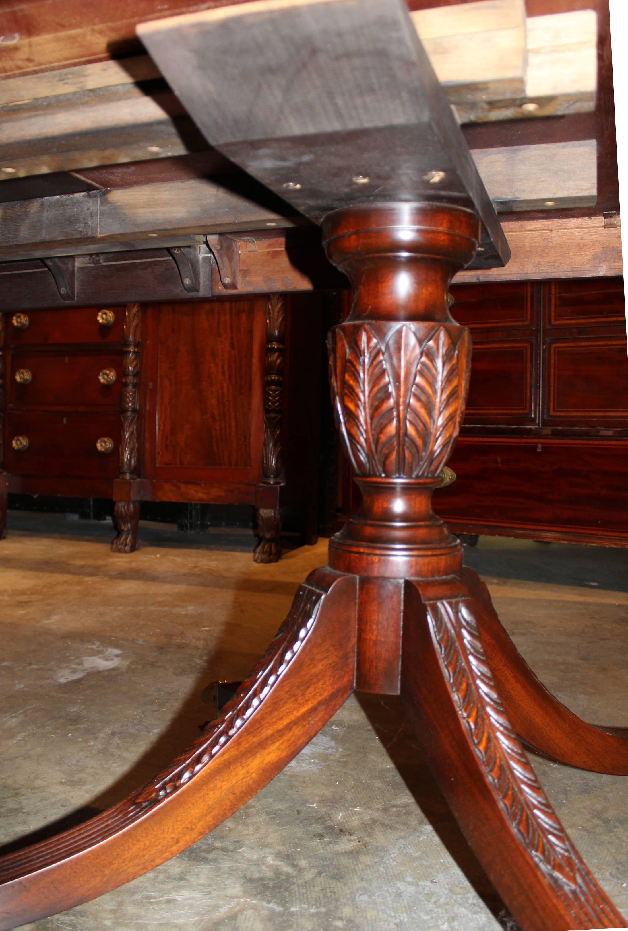 Mahogany Double Pedestal Dining Table by Beacon Hill In Excellent Condition In Milford, NH