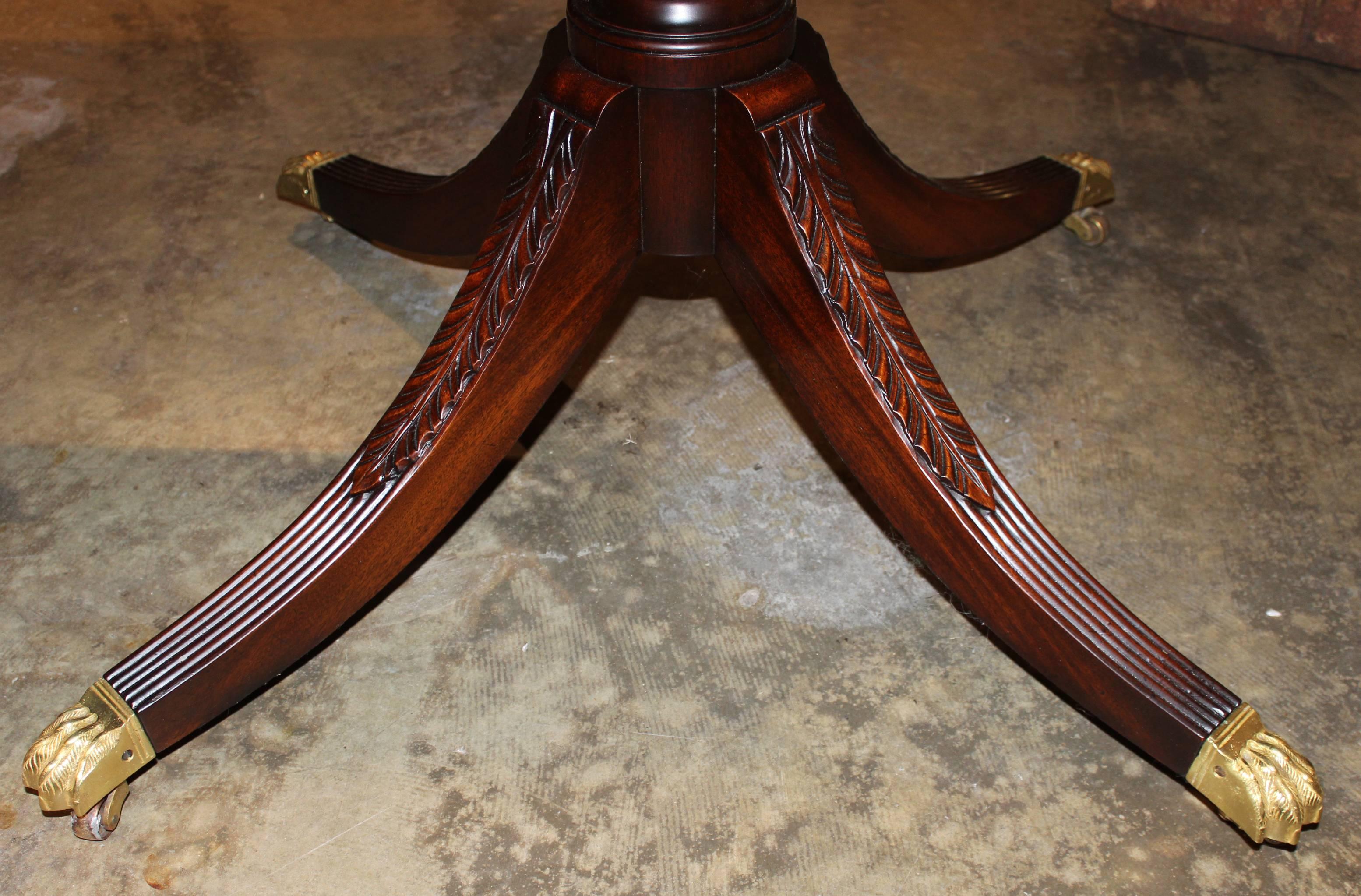 20th Century Mahogany Double Pedestal Dining Table by Beacon Hill