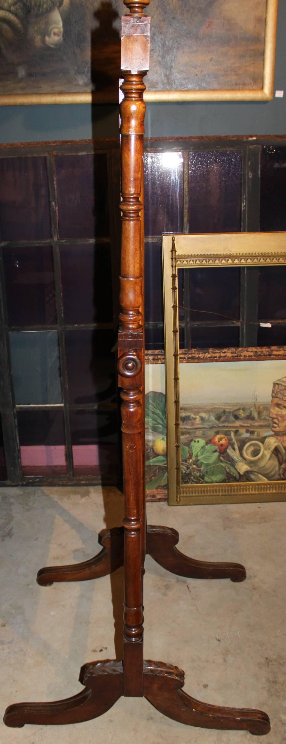 19th Century Regency Cheval Mirror with Mahogany Surround and Frame In Excellent Condition In Milford, NH