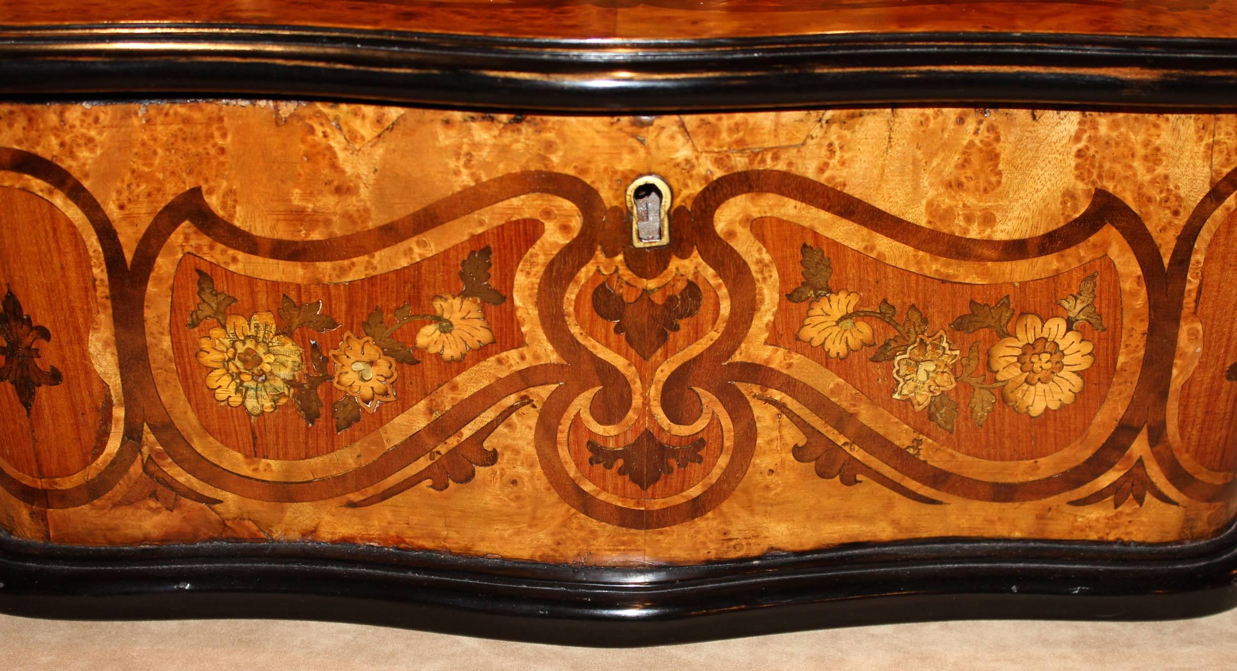 Pair of 19th Century French Marquetry Boxes with Silk Interiors 4
