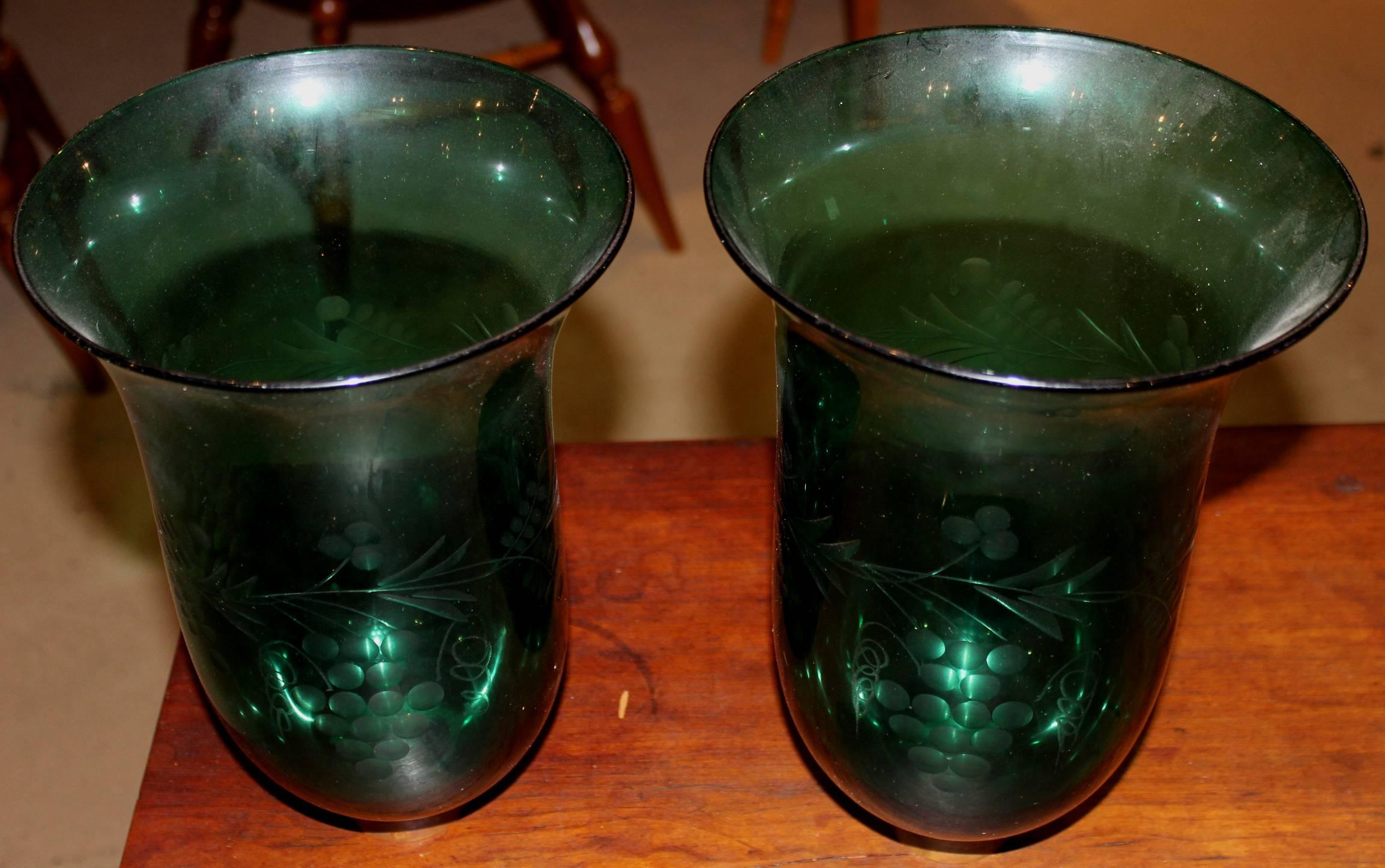 Rare Pair of 19th Century Emerald Etched Glass and Brass Wall Sconces 2