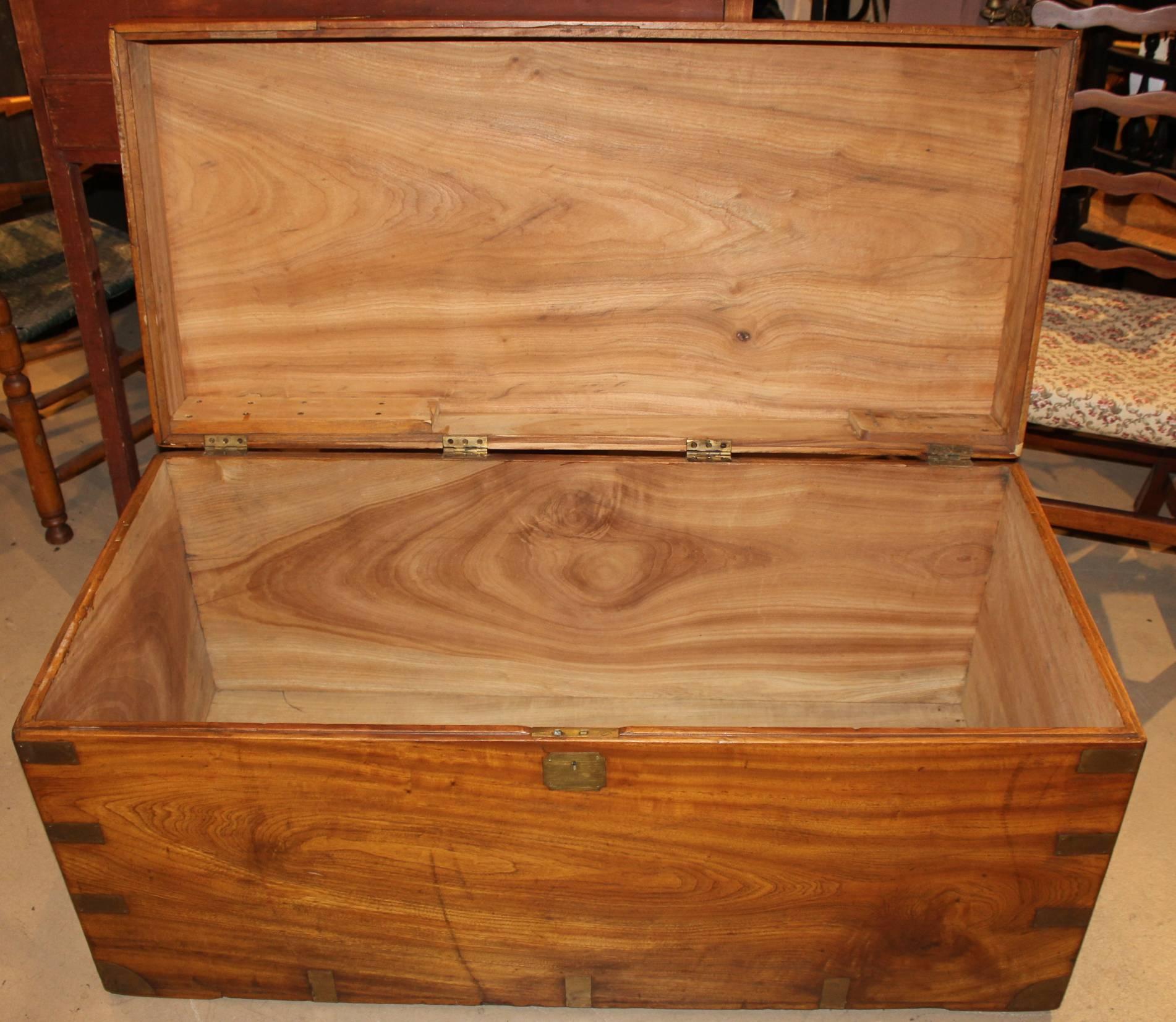 China Trade Camphor Wood Trunk or Campaign Chest, circa 1800 In Good Condition In Milford, NH