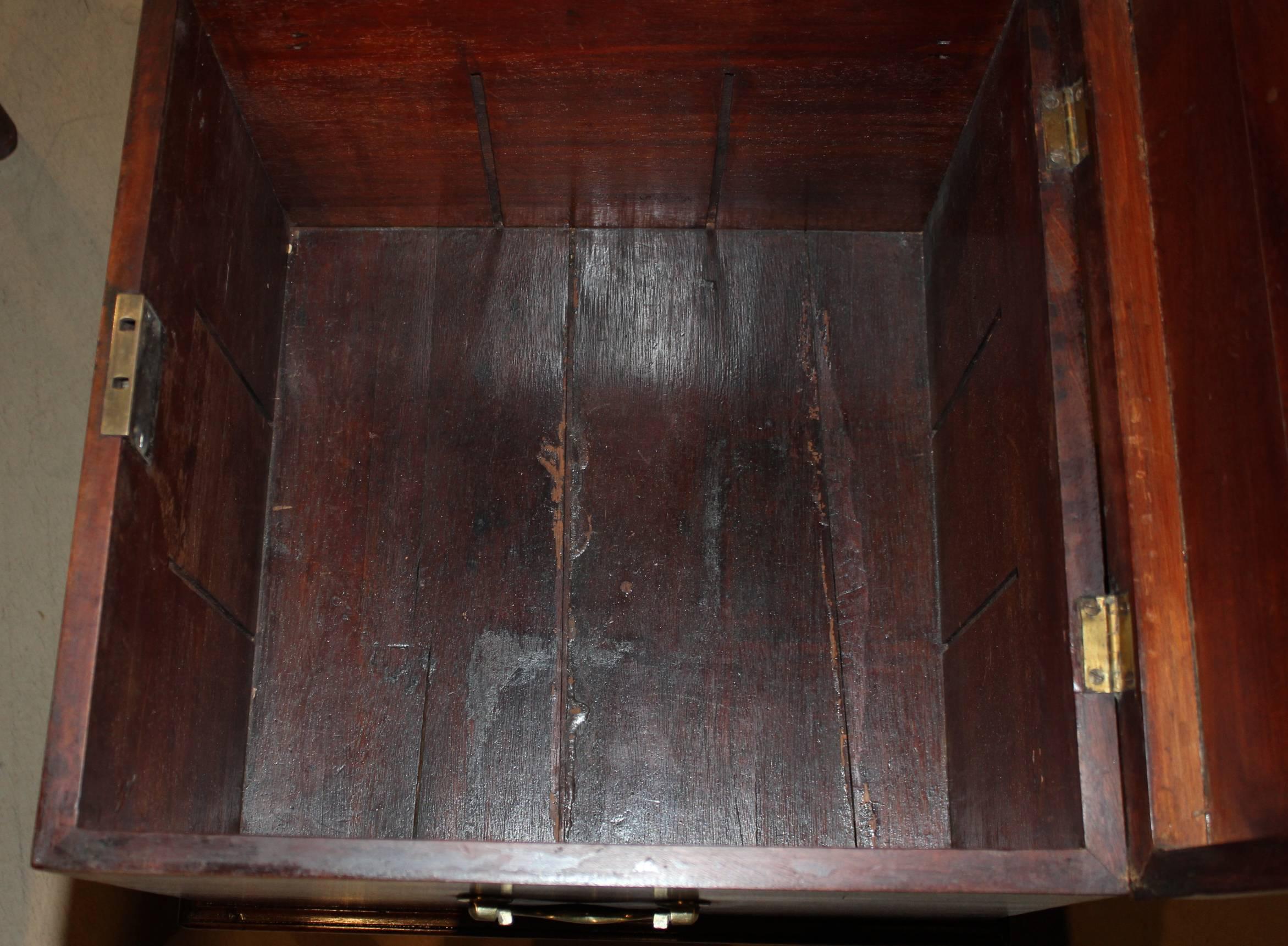 19th Century Georgian Mahogany Cellarette on Stand with Radiating Fan Inlay