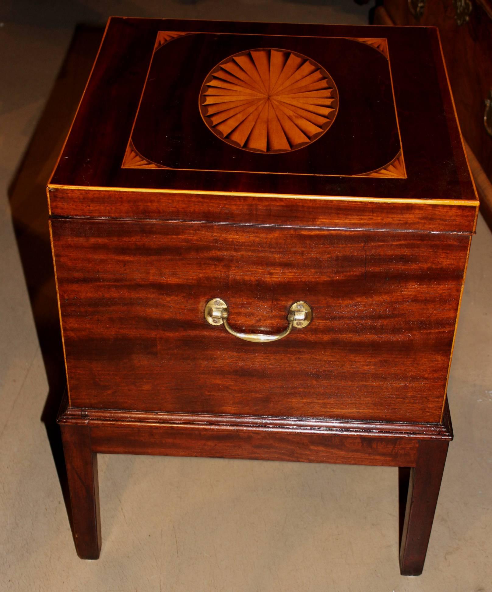 Georgian Mahogany Cellarette on Stand with Radiating Fan Inlay 1