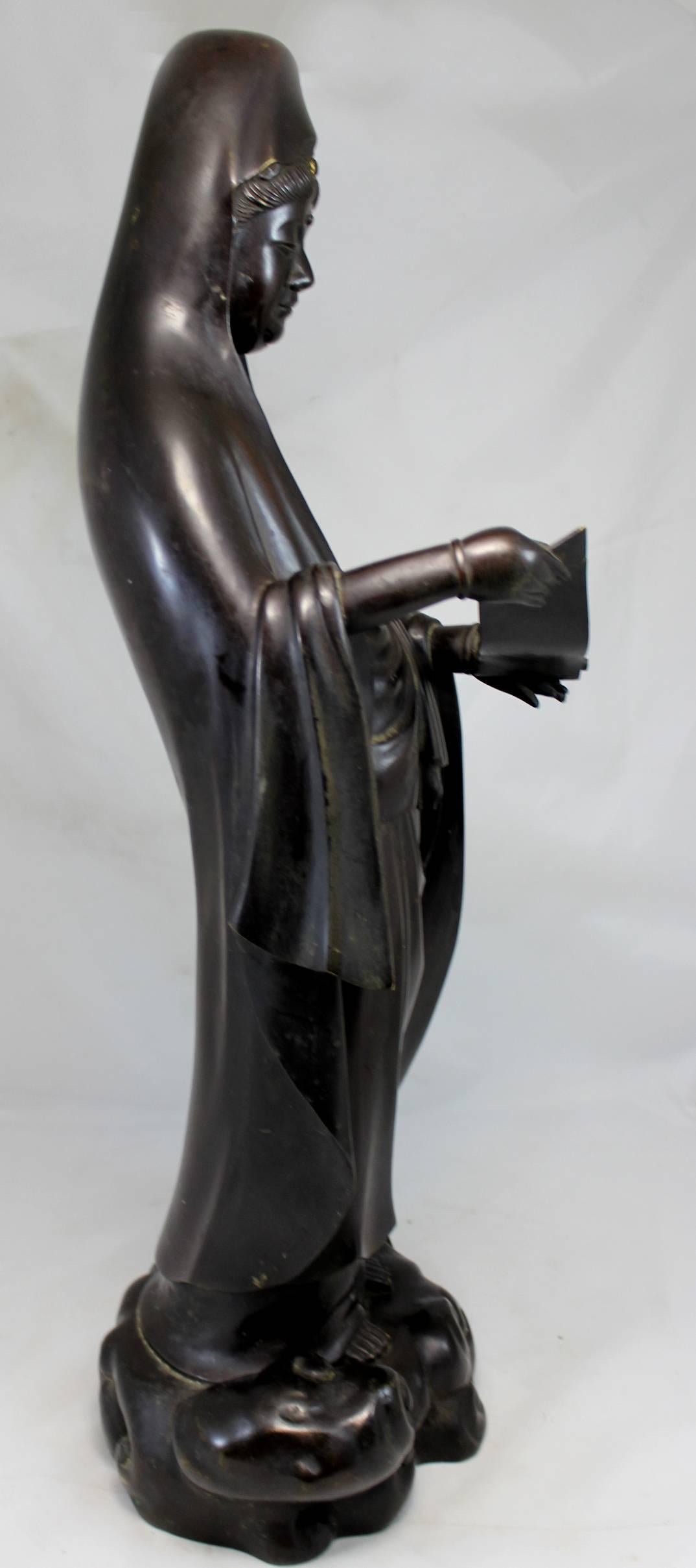Japanese Meiji Bronze Figure of a Woman with Scroll 1