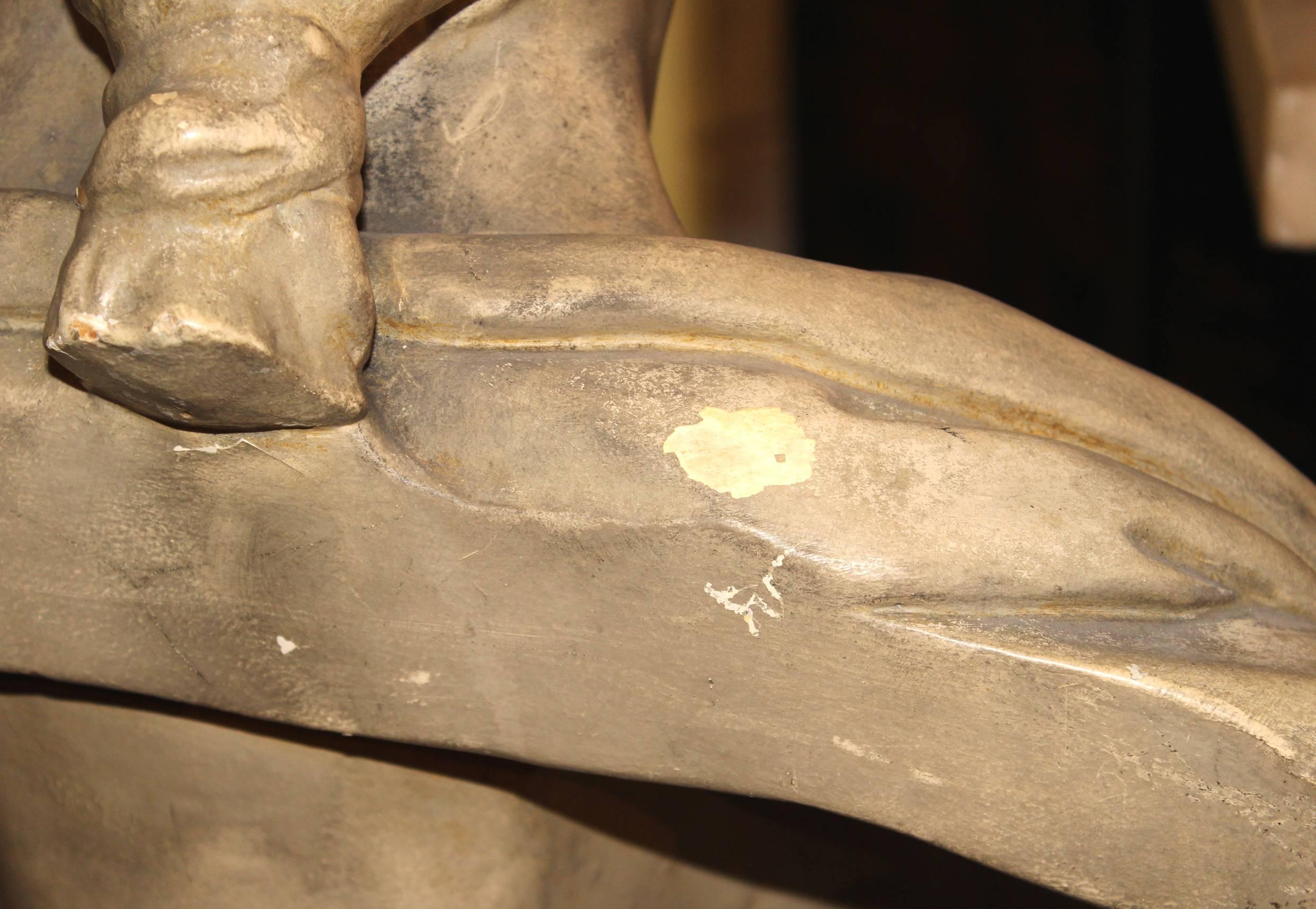 Early 20th Century Plaster Bust of George Washington with Later Pedestal In Good Condition In Milford, NH