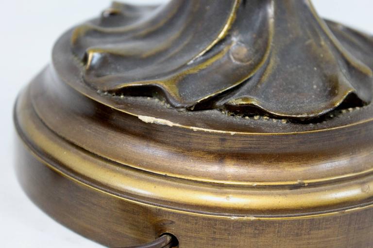 Paul Louchet Foundry French Bronze Figural Art Nouveau Table Lamp For Sale 1