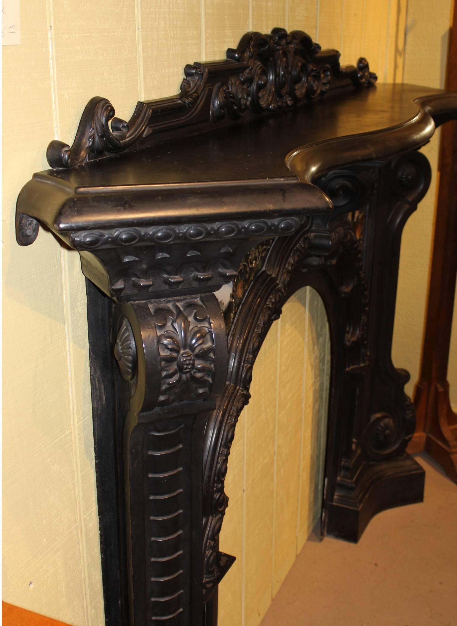 Exceptional Hiram Tucker Boston MA Cast Iron Fireplace Mantel with Églomisé In Good Condition For Sale In Milford, NH