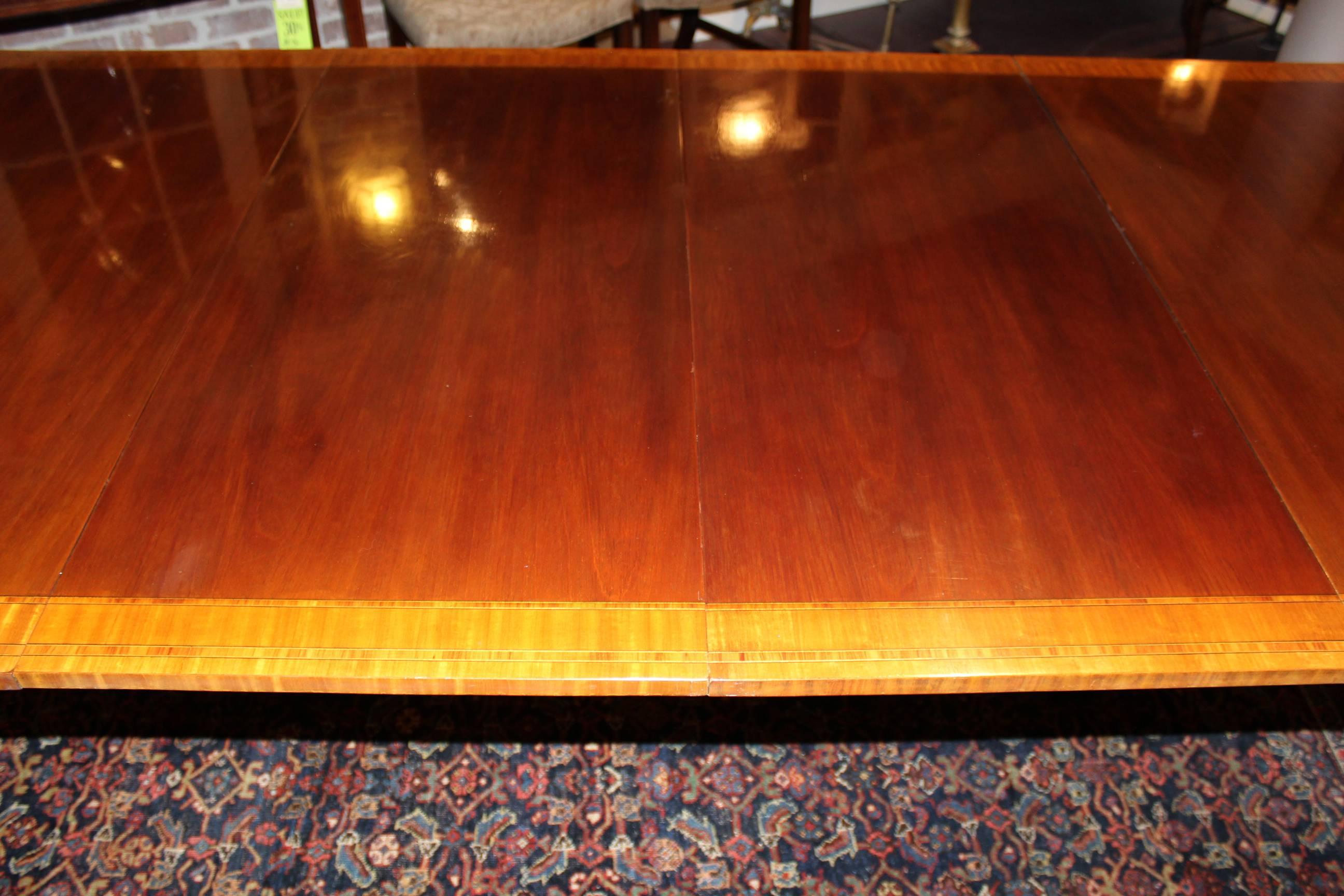 English Splendid Double Banded Mahogany and Satinwood Double Pedestal Dining Table