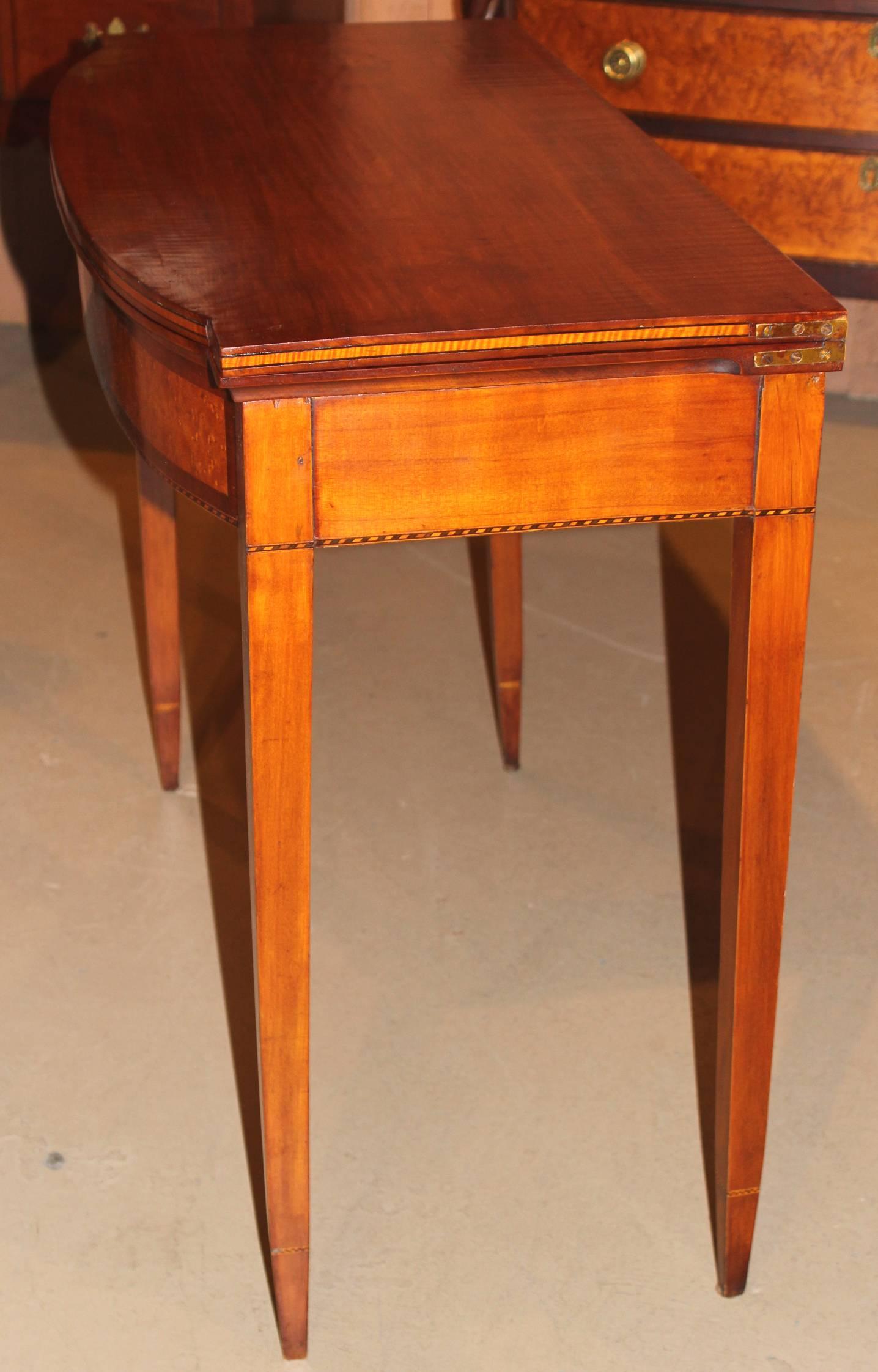 American Federal Hepplewhite Tiger Maple Card or Gaming Table with Birdseye Maple Front