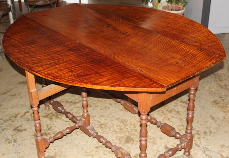 William and Mary Style American Tiger Maple Gateleg Table Fitted with