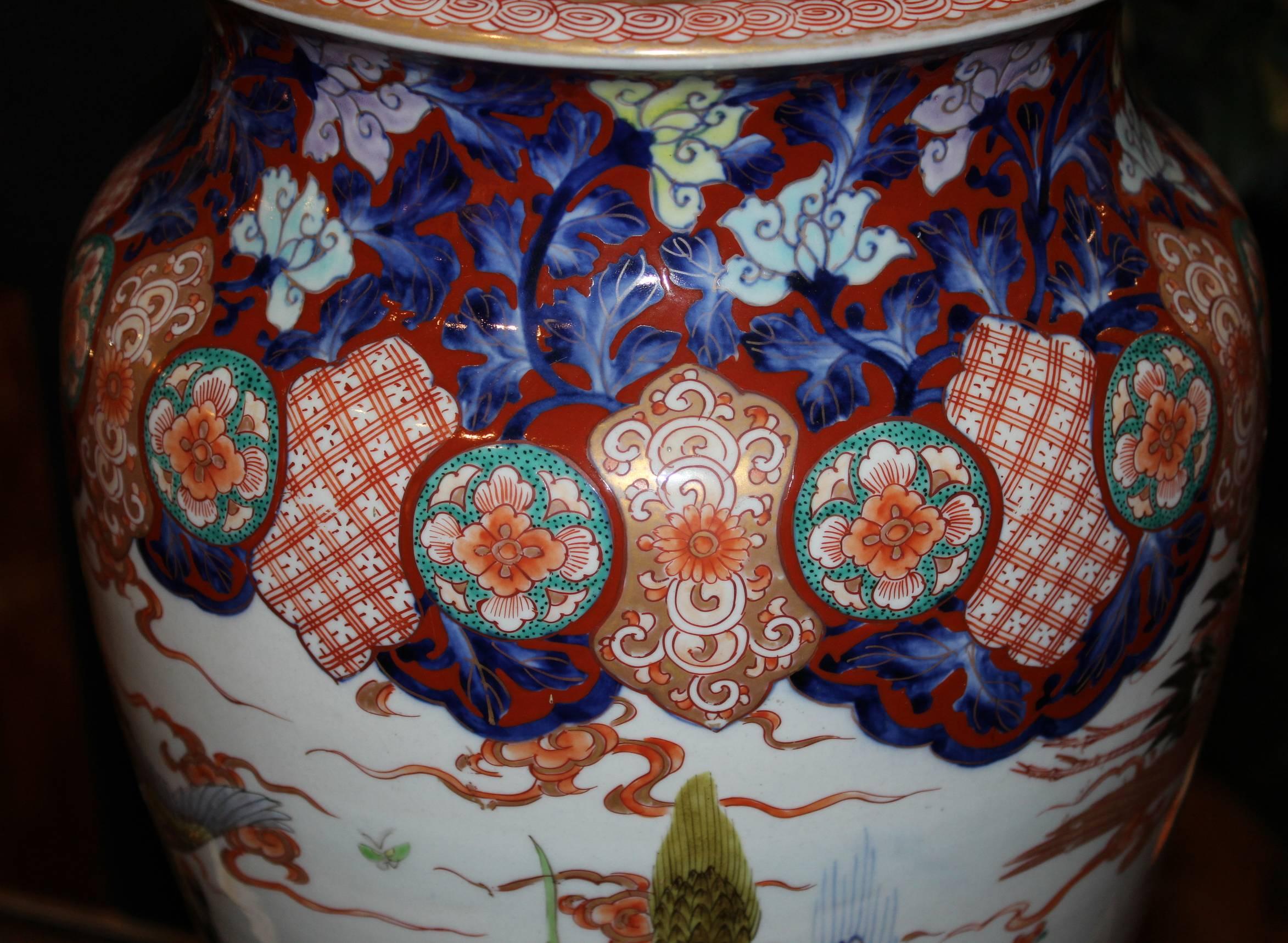 19th Century Japanese Polychrome Tall Porcelain Vase in the Imari Palette 1