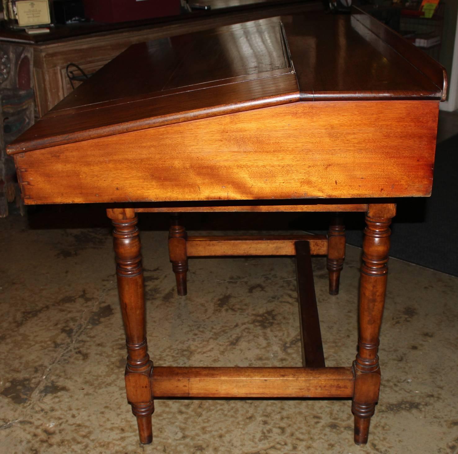 Large 19th Century English Mahogany Two Part Lift Top Standing Desk In Good Condition In Milford, NH