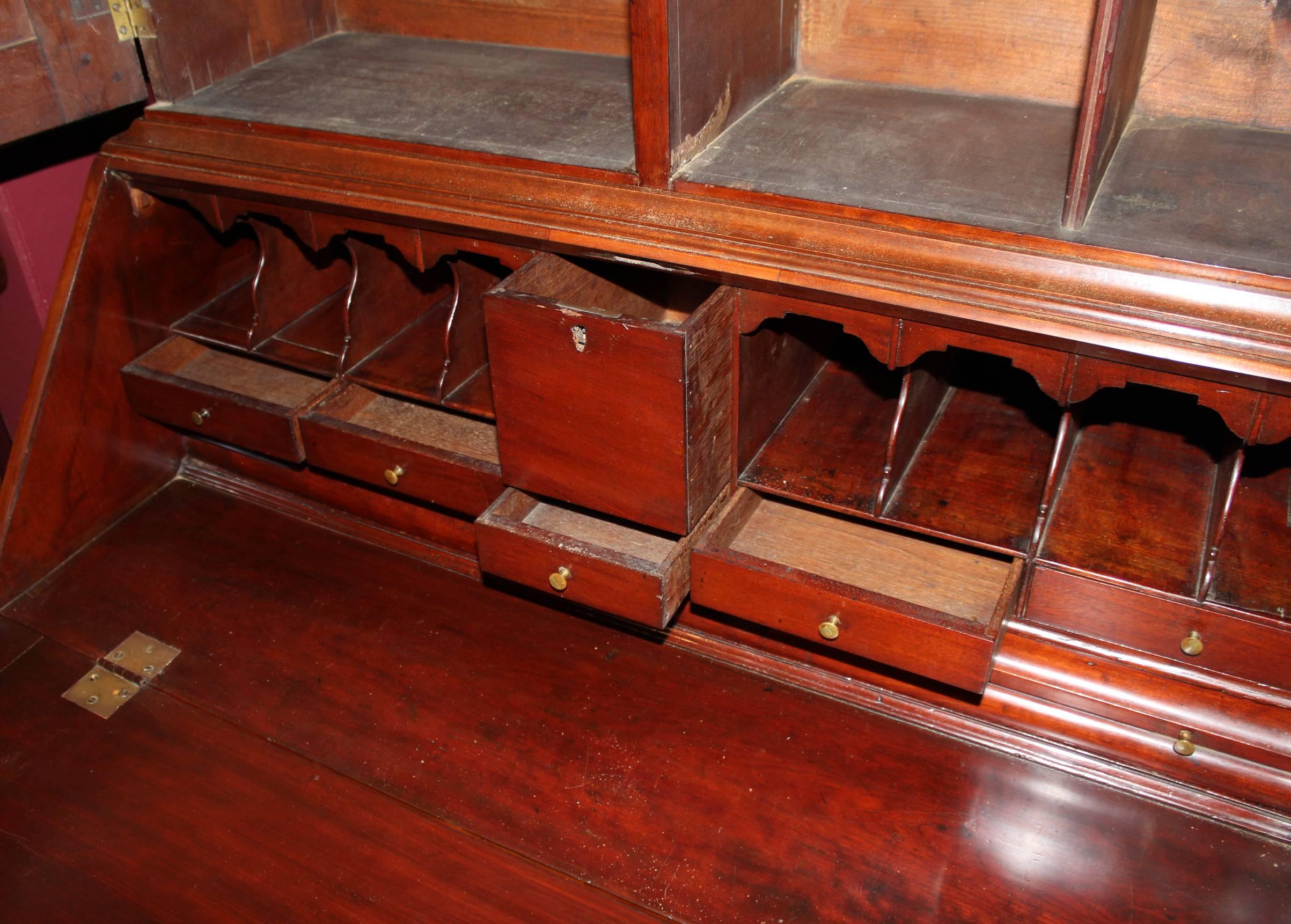 18th Century Connecticut River Valley Two-Part Cherry Chippendale Secretary In Good Condition In Milford, NH
