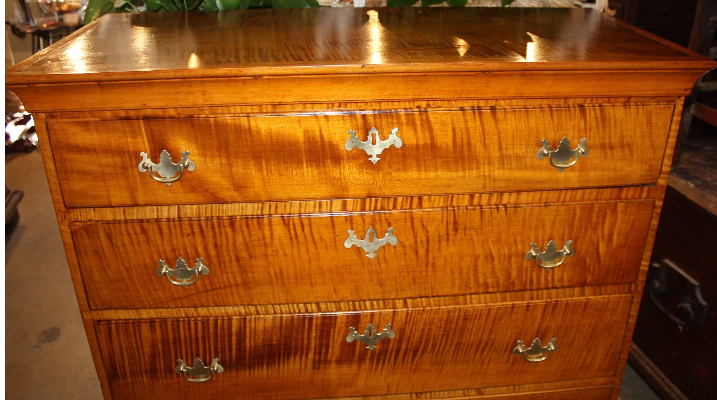 new world maple chest of drawers