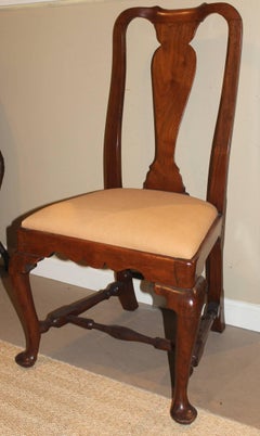 18th Century Boston Massachusetts Walnut Queen Anne Side Chair