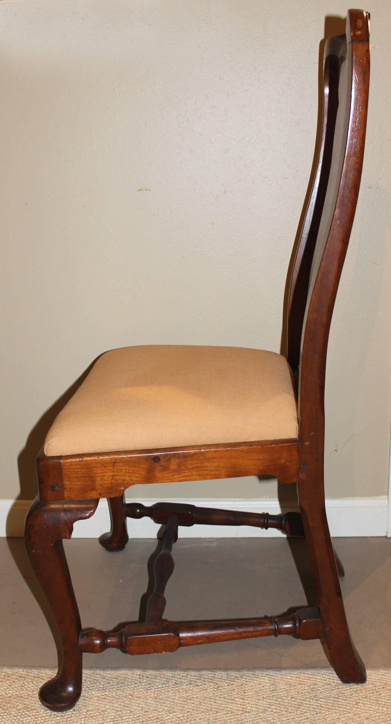 American 18th Century Boston Massachusetts Walnut Queen Anne Side Chair